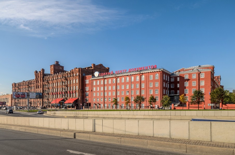 Sinopskaya Embankment 02