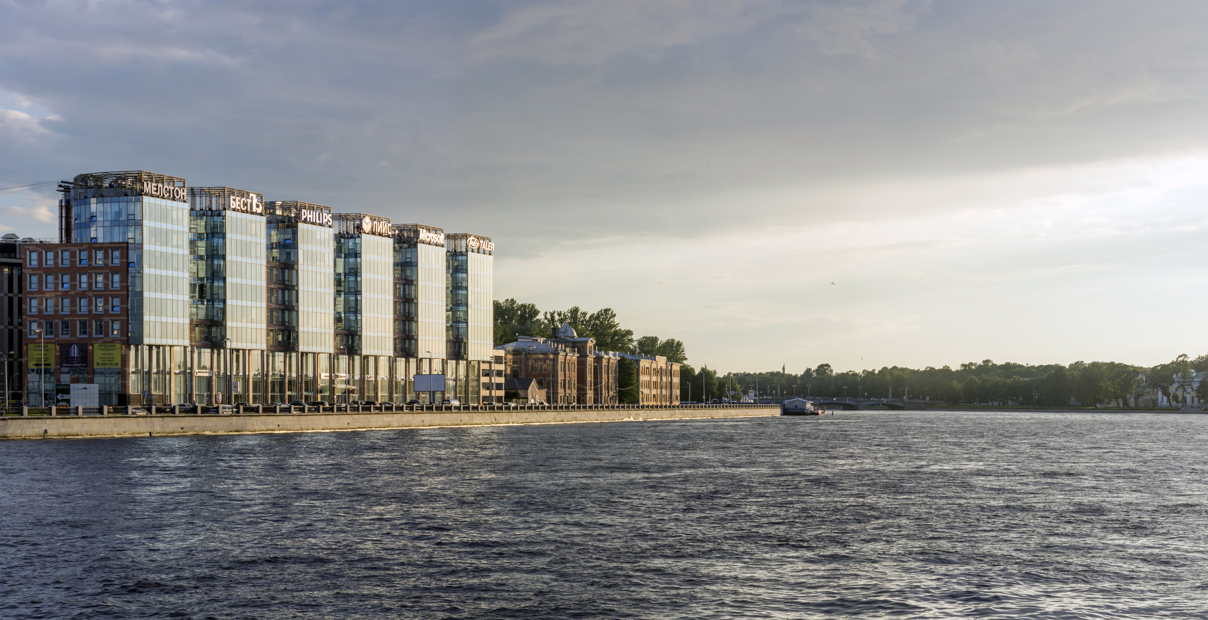 Aptekarskaya Embankment (img3)