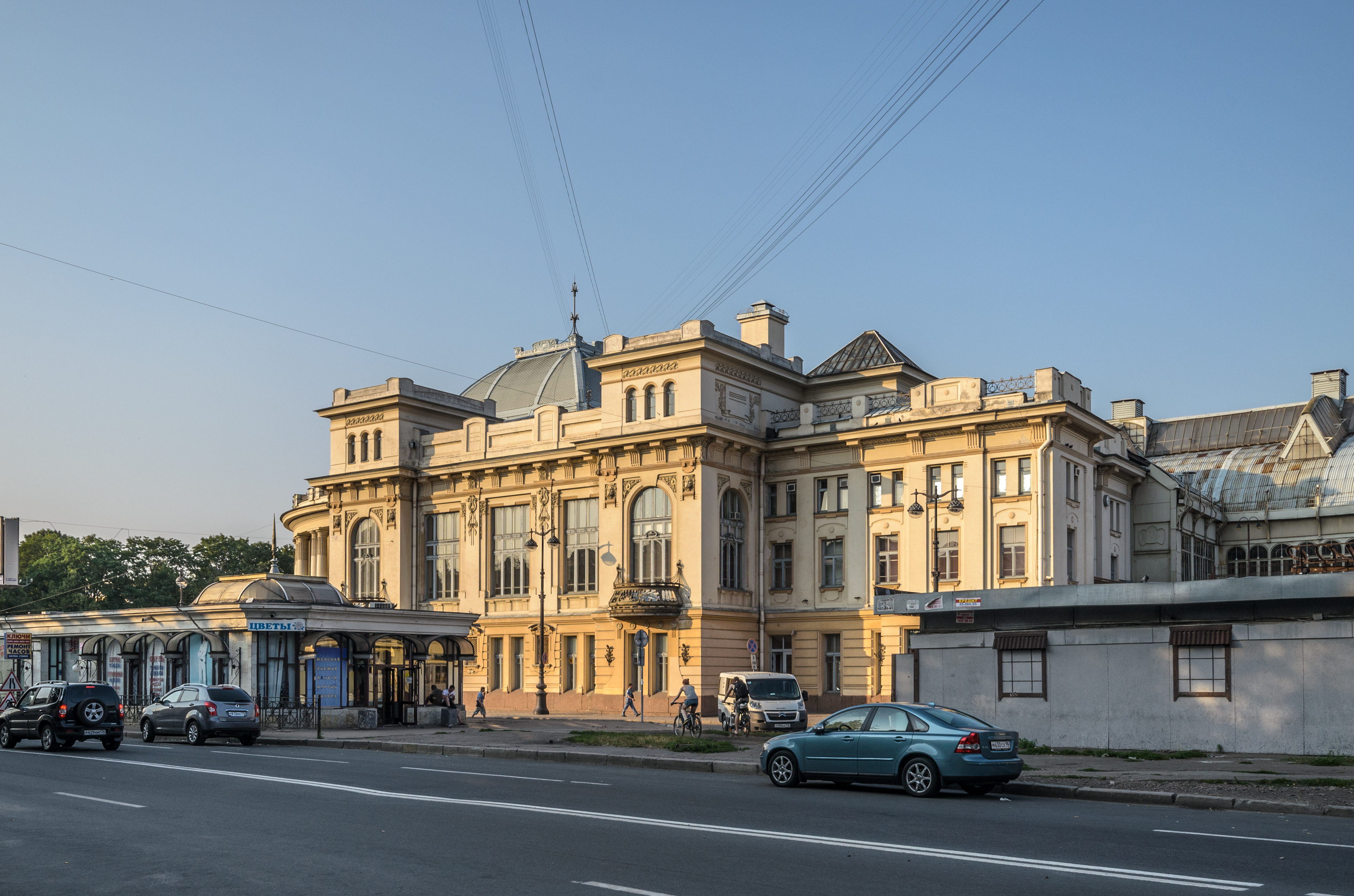 Vitebsky Rail Terminal West Facade