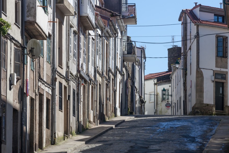 Calzada do Carme de Abaixo. Santiago de Compostela. Galiza