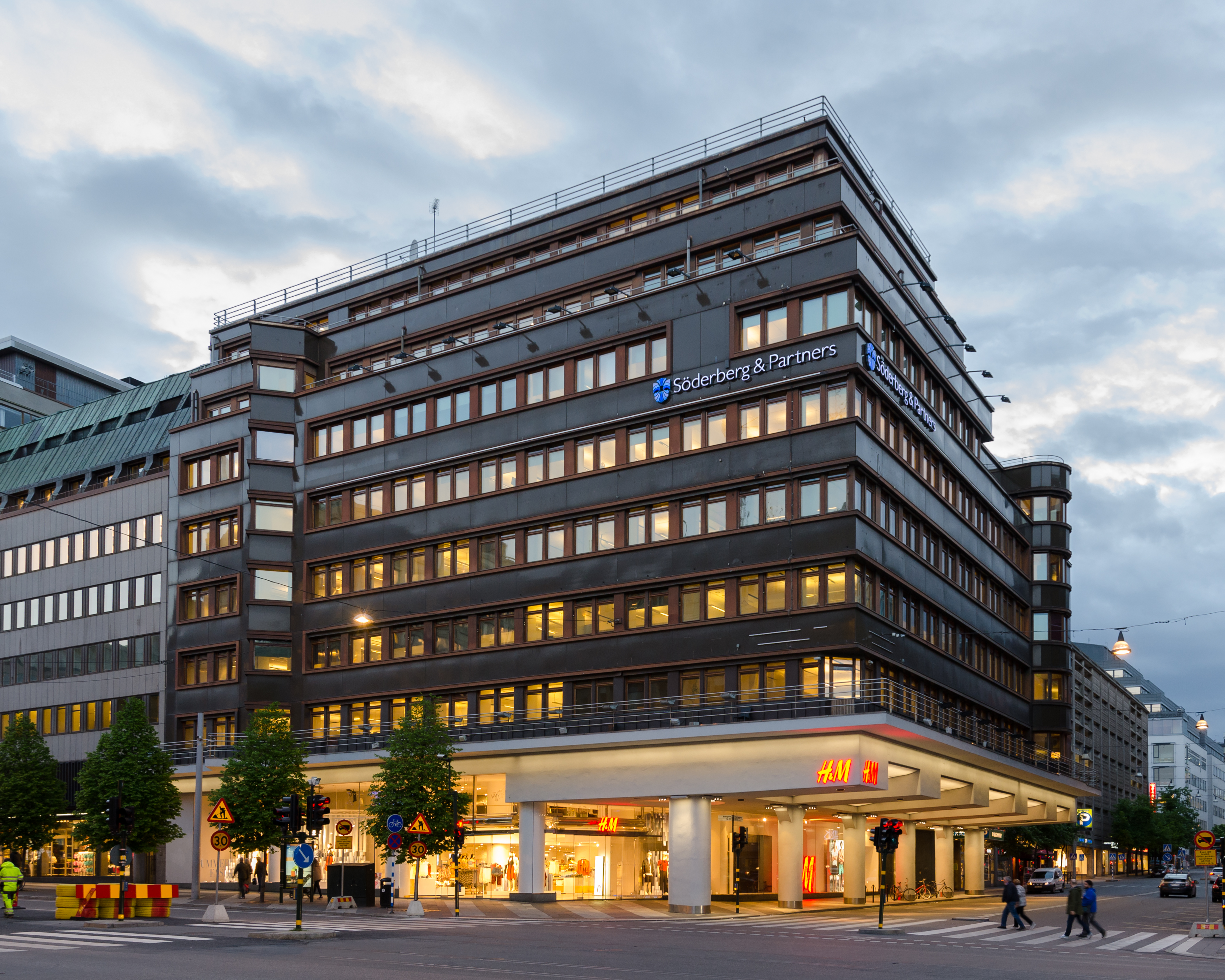 Hästskopalatset June 2015
