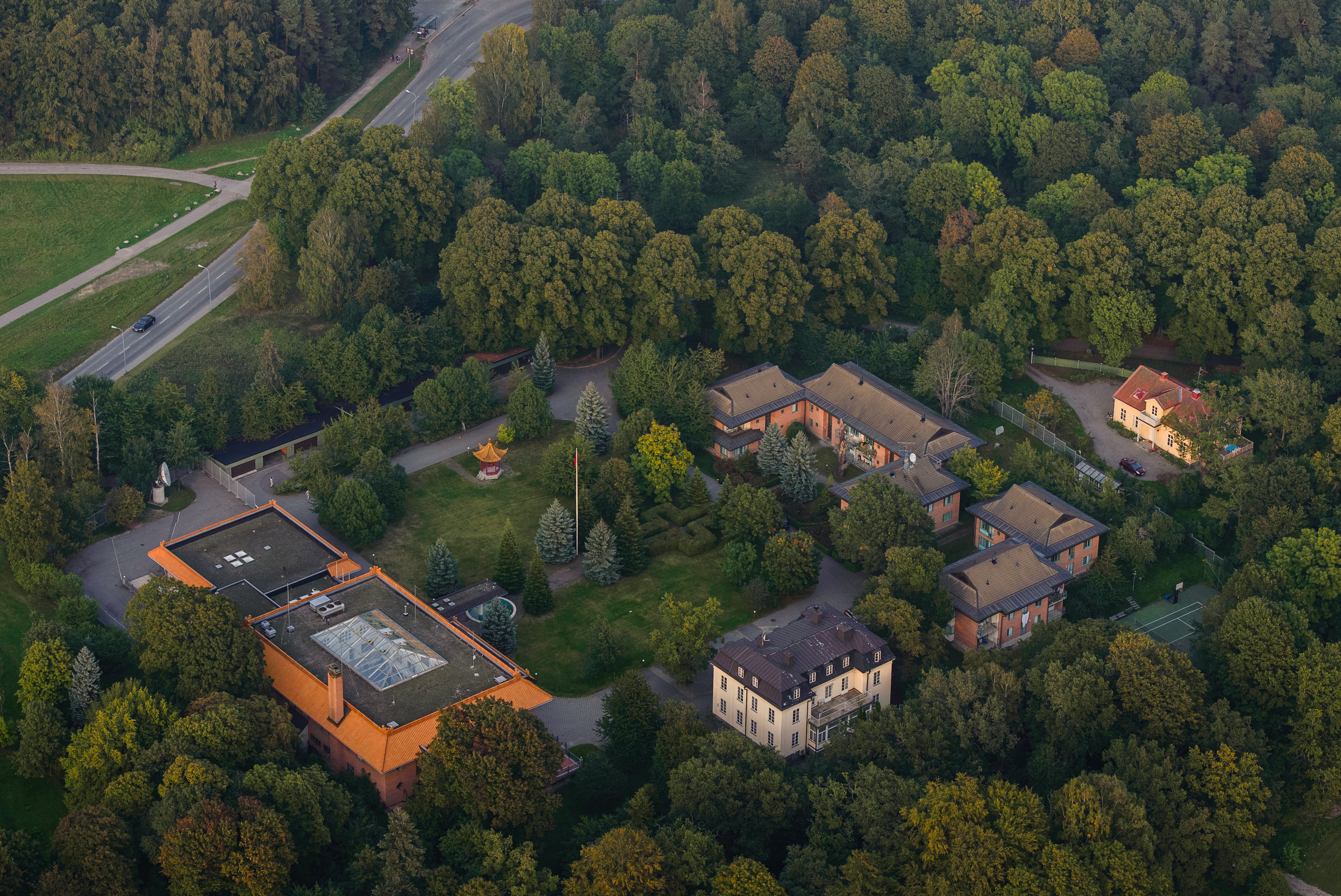 Kinesiska ambassaden September 2014 04