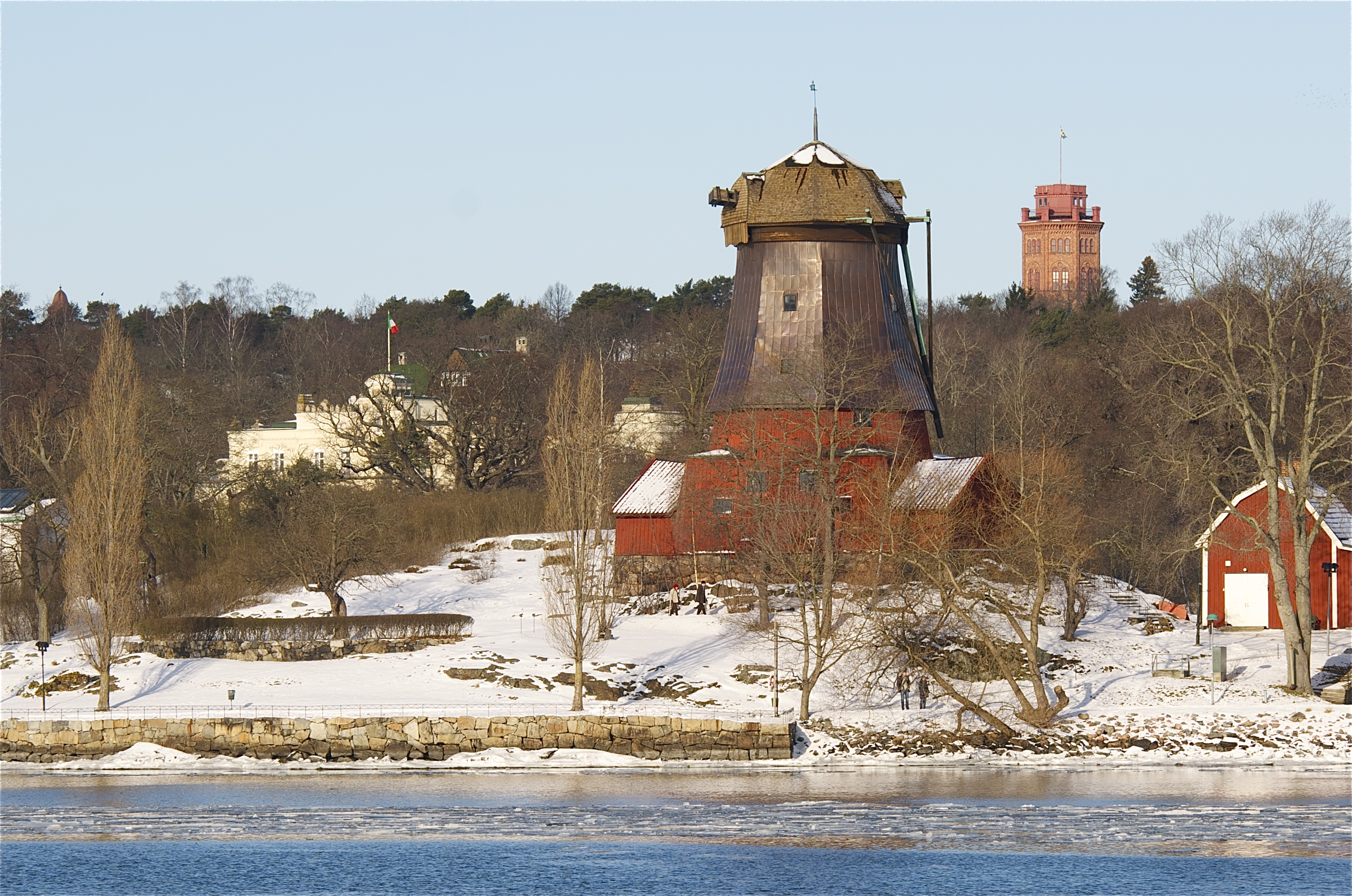 Oljekvarnen February 2012
