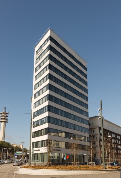 Familjebostäder April 2013