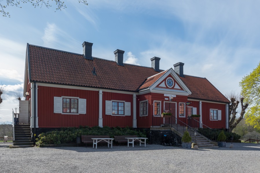 Farsta gård April 2015 04