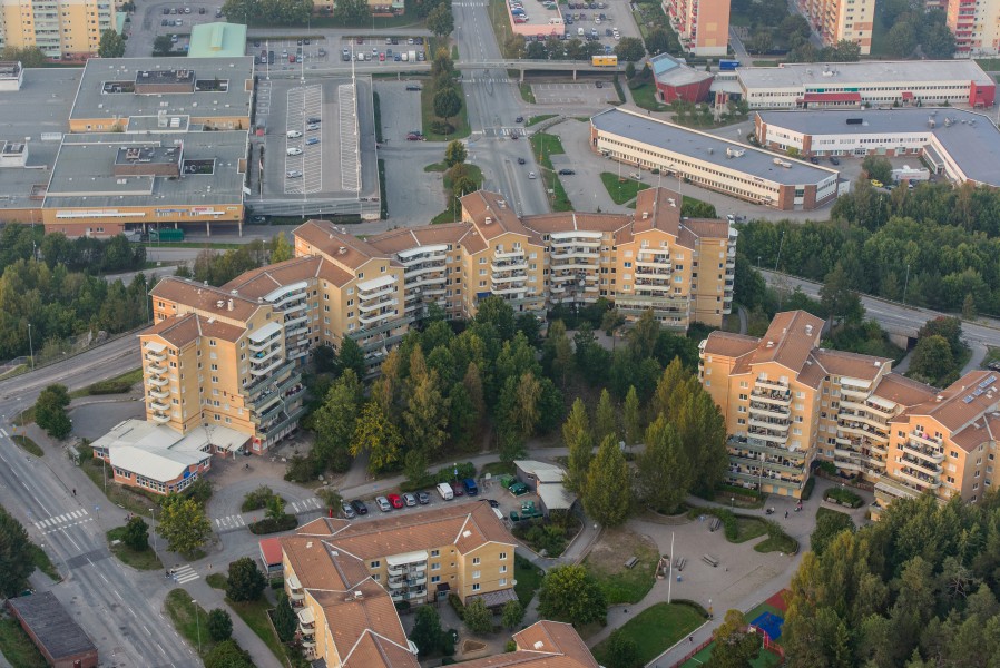 Hallunda September 2014 04