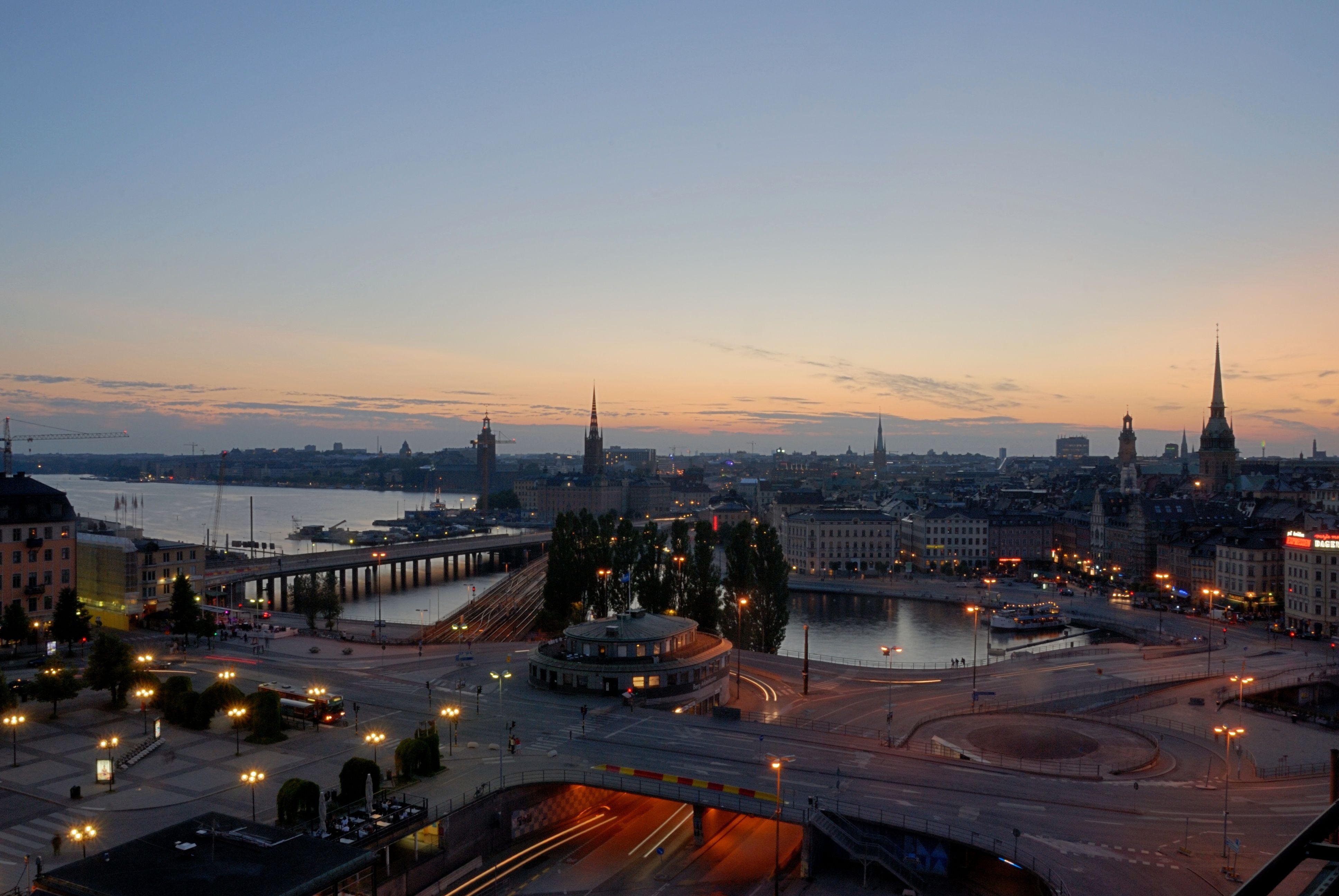 Stockholm at night-DSC 0220w