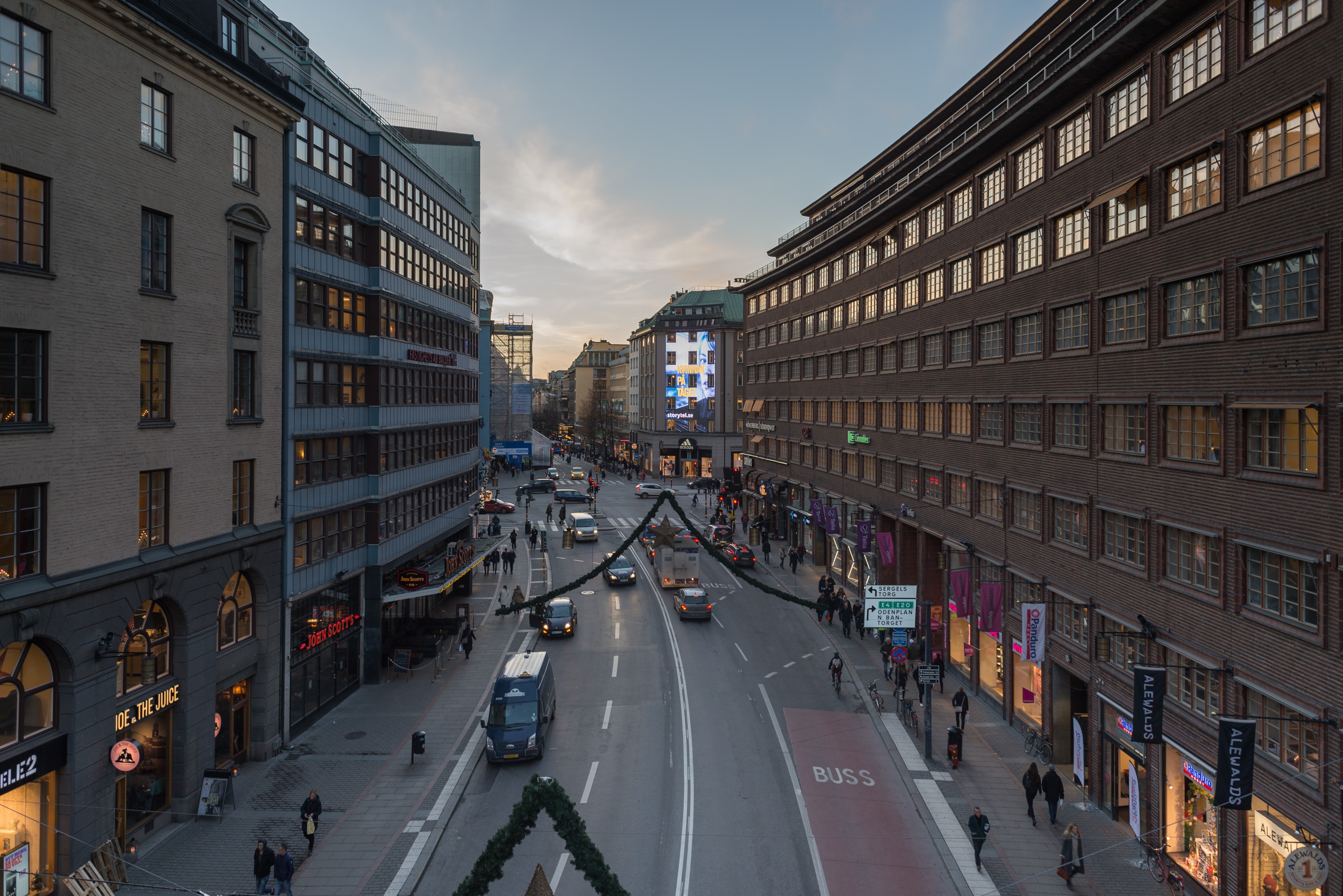 Kungsgatan December 2015 02