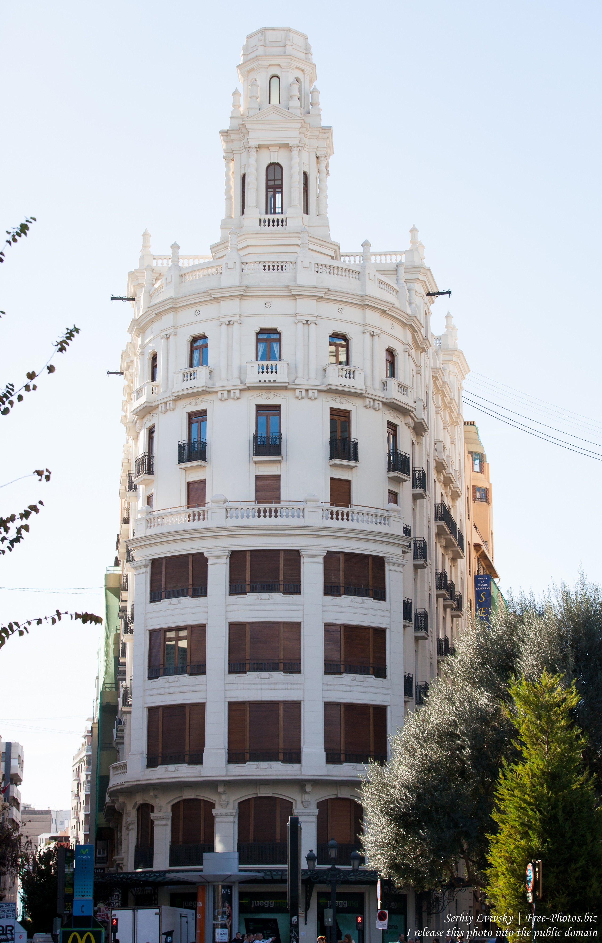 Valencia, Spain, in December 2015, photographed by Serhiy Lvivsky, picture 17