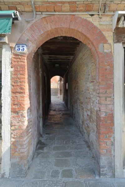 Murano sottoportego per Calle de l'Ogio Venezia
