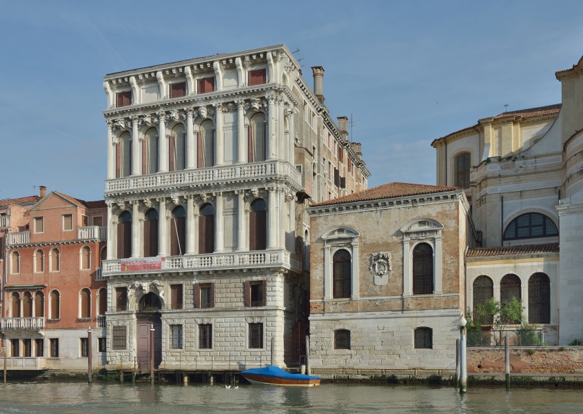 Palazzo Flangini e Scuola dei Morti a Venezia
