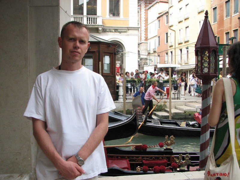 A man in Venice, Italy, European Union, August 2011, picture 1