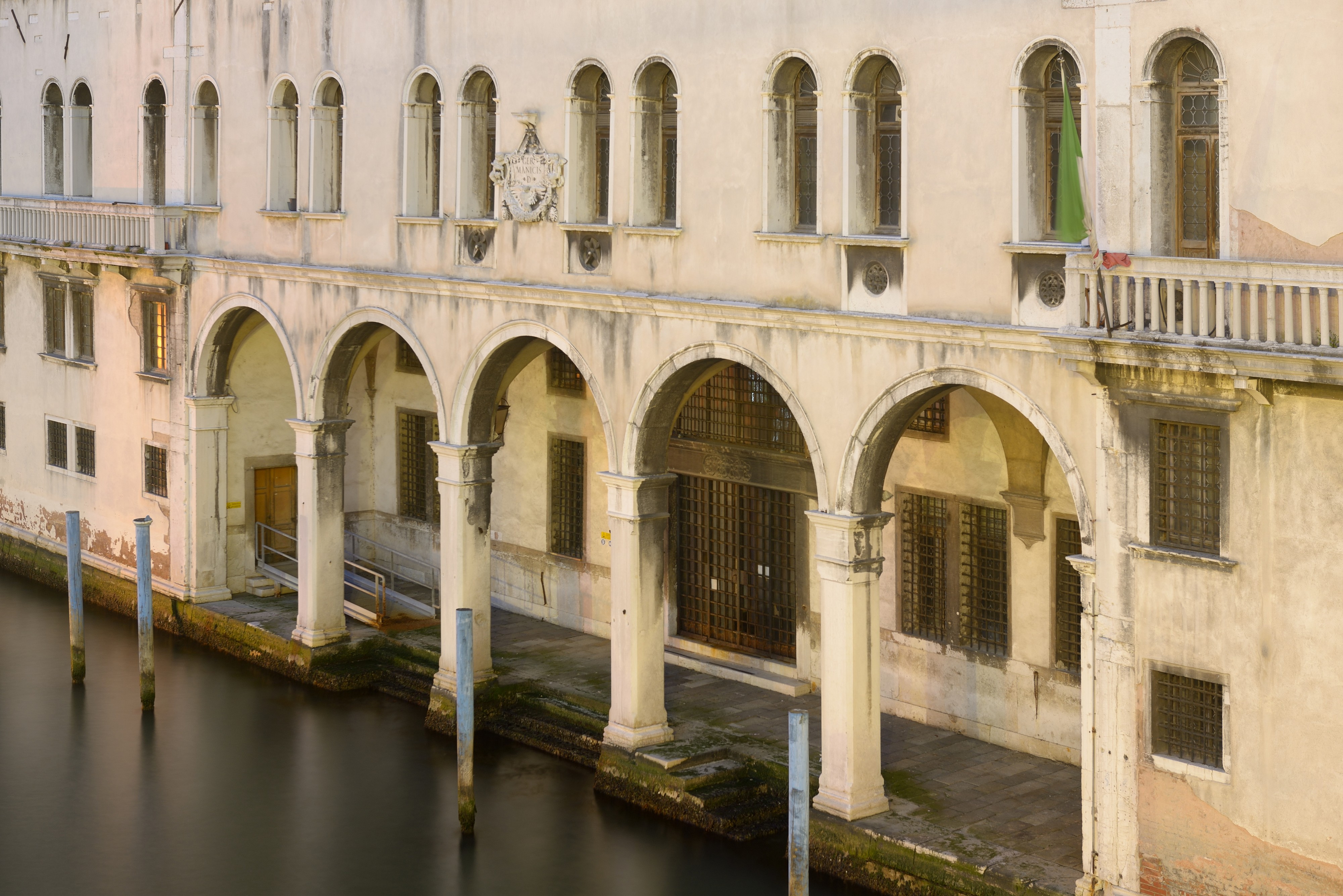 Fondaco dei tedeschi ingresso Canal Grande
