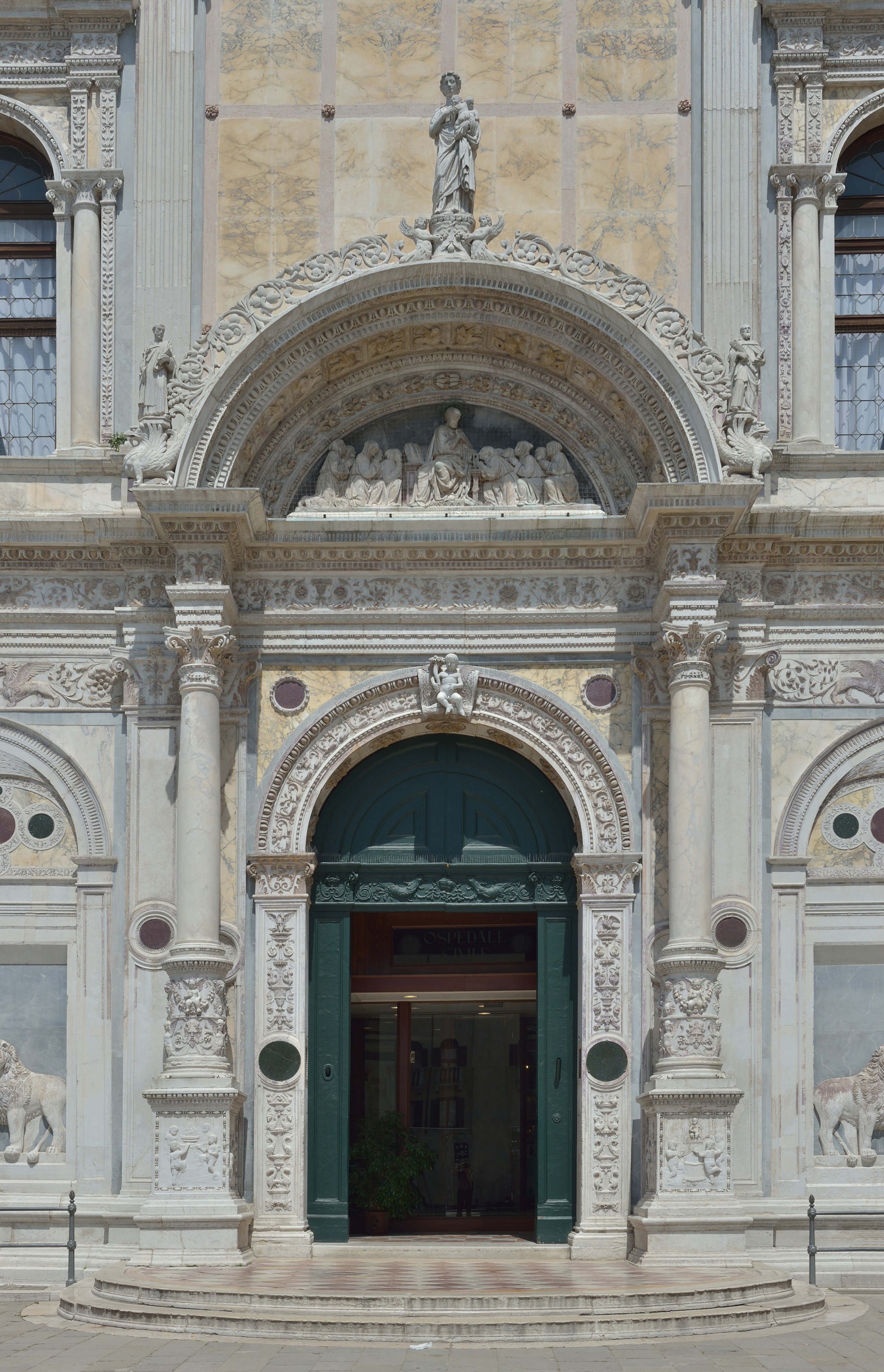 Scuola Grande di San Marco portale