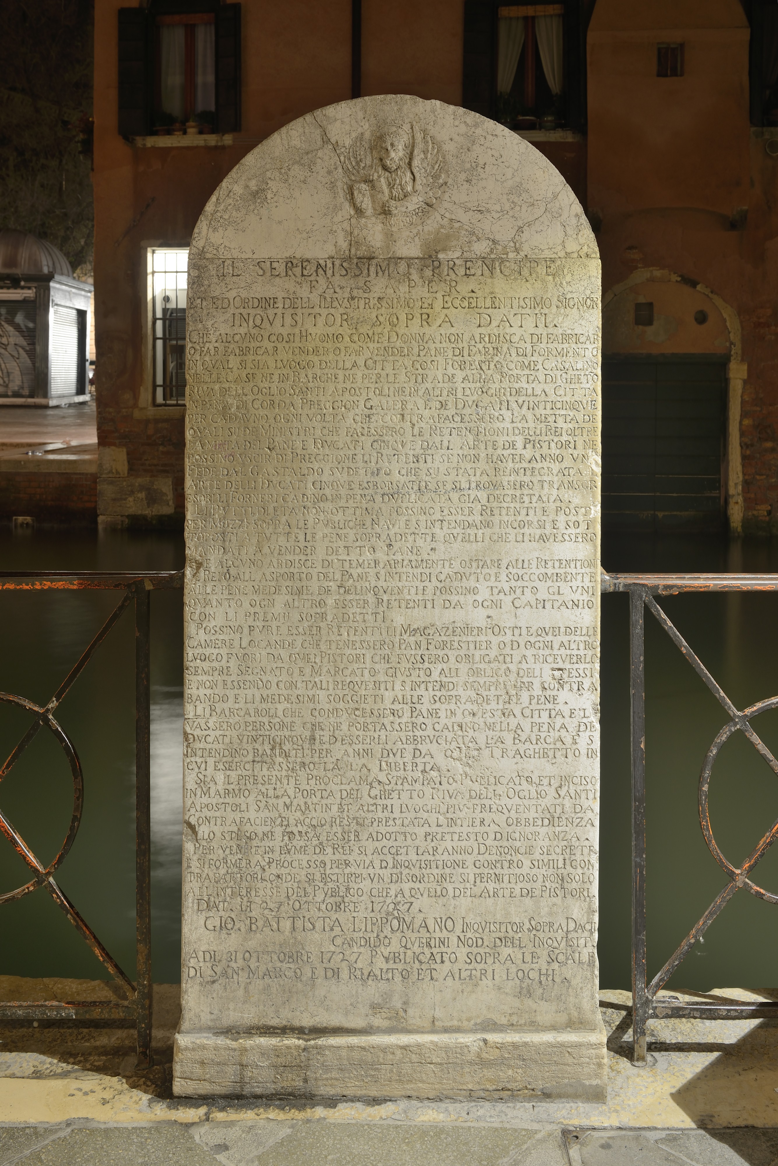 Stele Sottoportego Falier Rio Apostoli Venezia