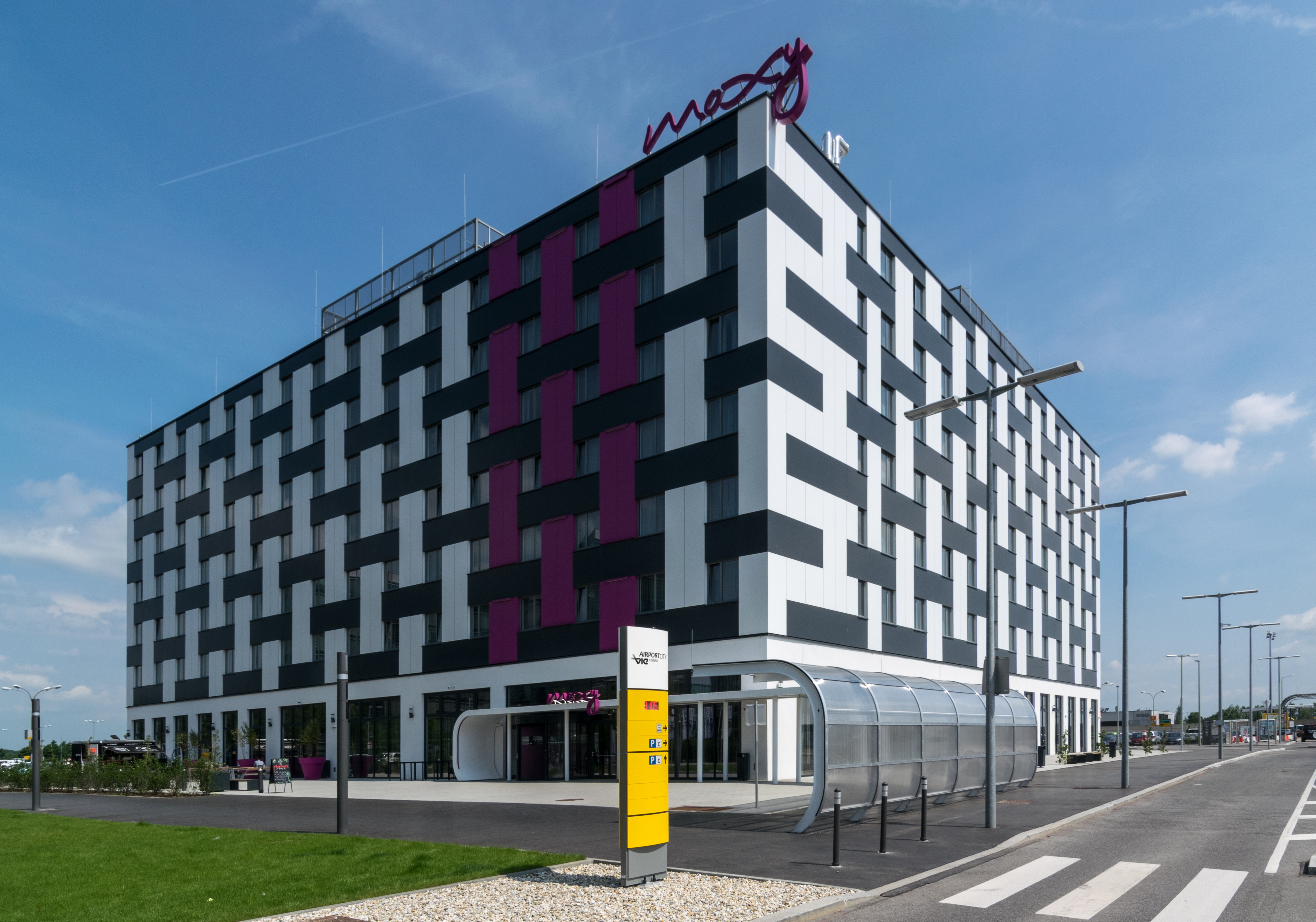 17-05-31-Wien-Schwechat-DSC 1897