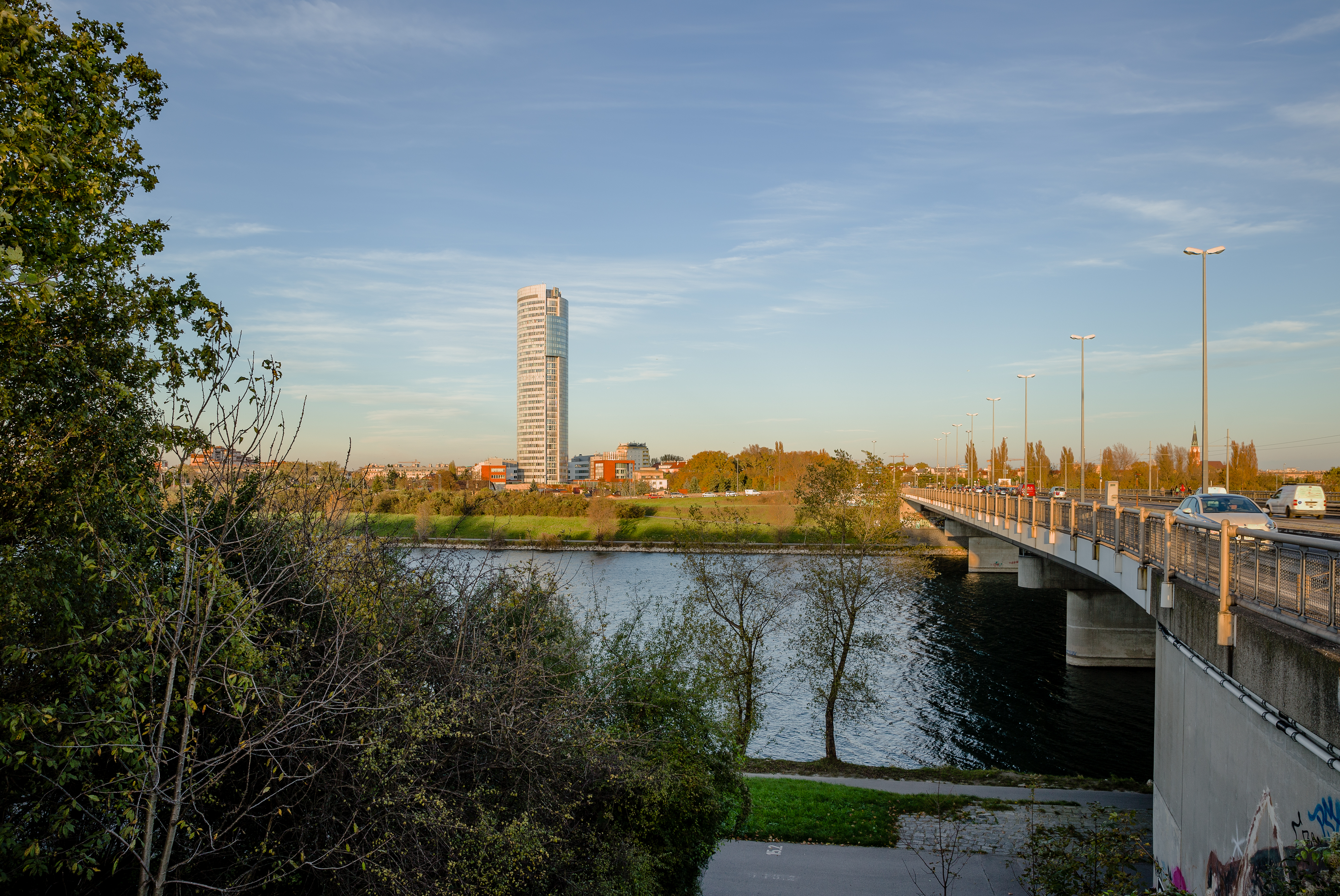 Florido-Tower-Floridsdorfer Brücke Serie 2 5043-5047
