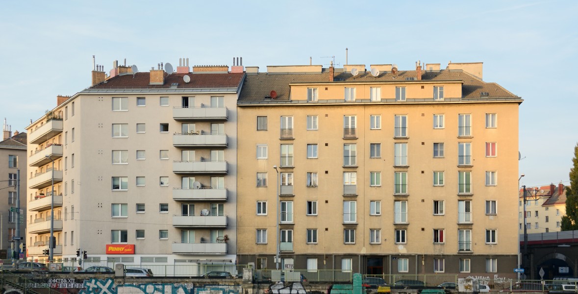Gemeindebauten Schuettelstr 1-und-3-DSC 4606w