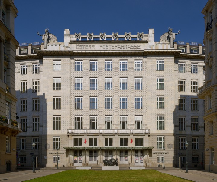 Postsparkasse-Coch-Platz-DSC1238w