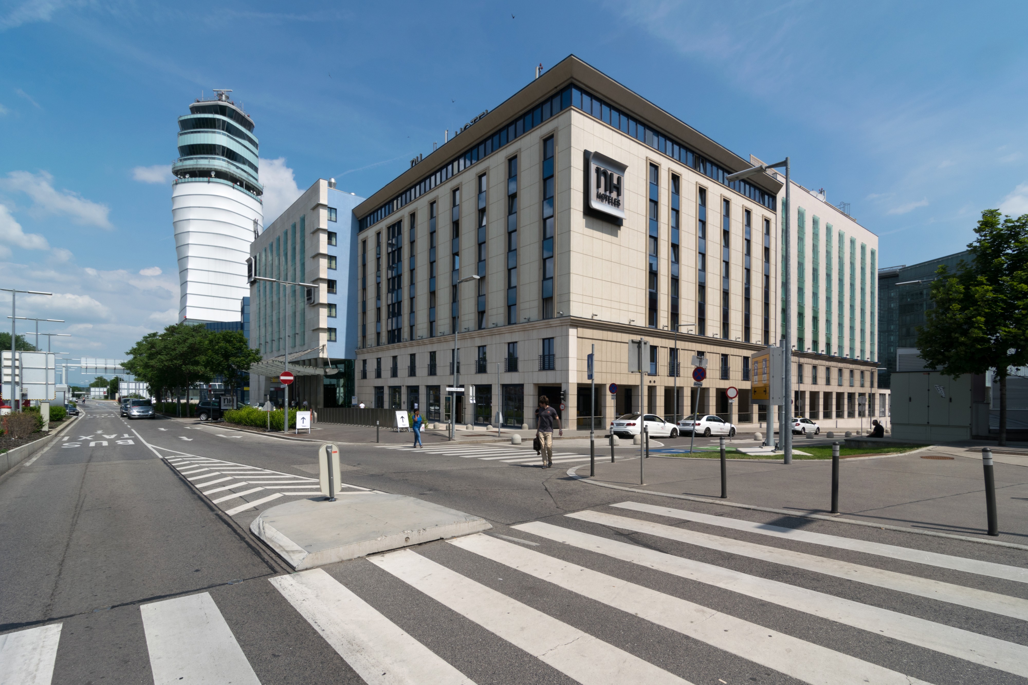 17-05-31-Wien-Schwechat-DSC 1904