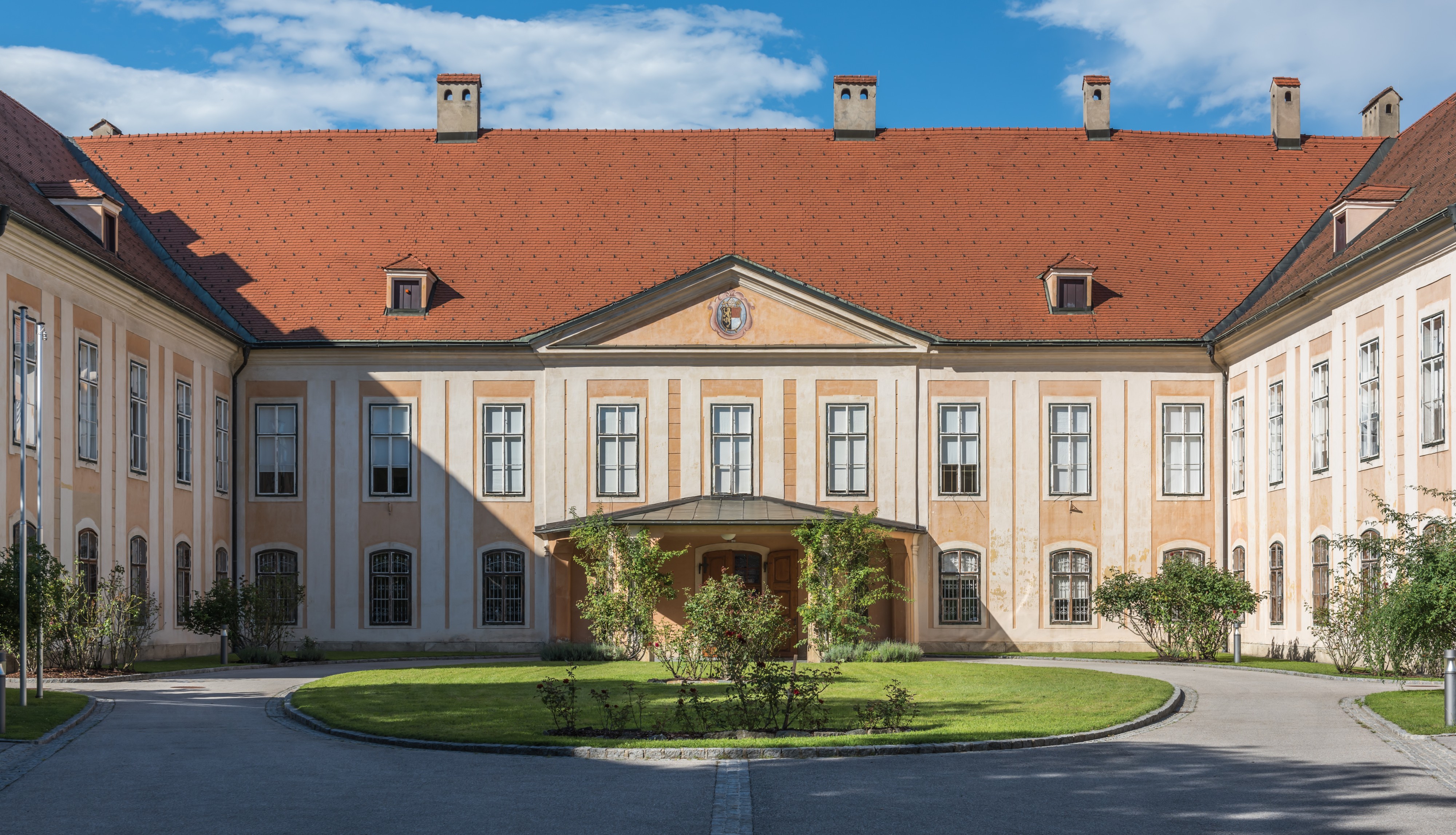 Klagenfurt Mariannengasse 2 Beischoefliche Residenz S-Ansicht 14082016 3756