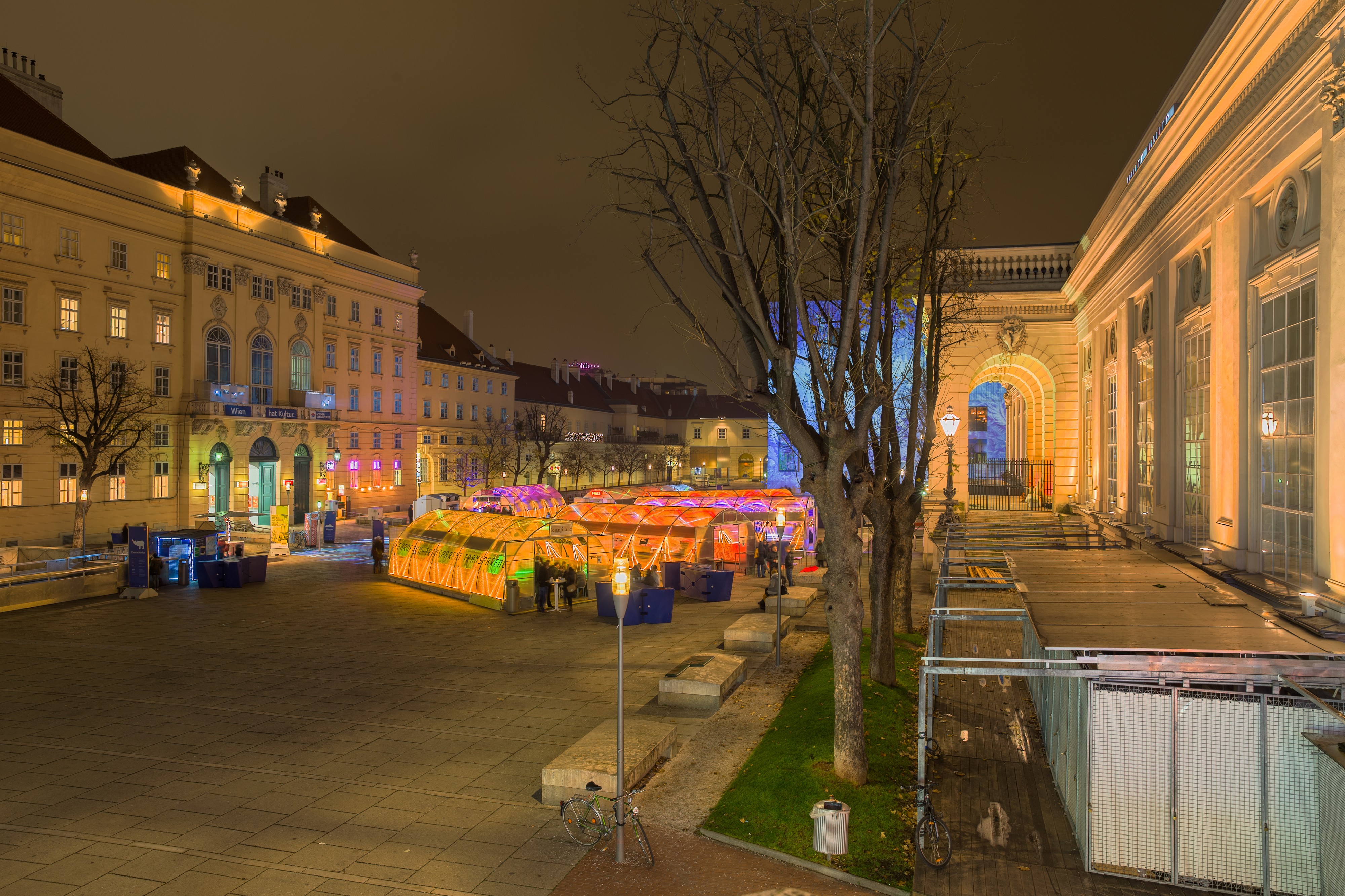Museumsquartier Wien, Vorweihnachtsstimmung 2014 HDR - 5494