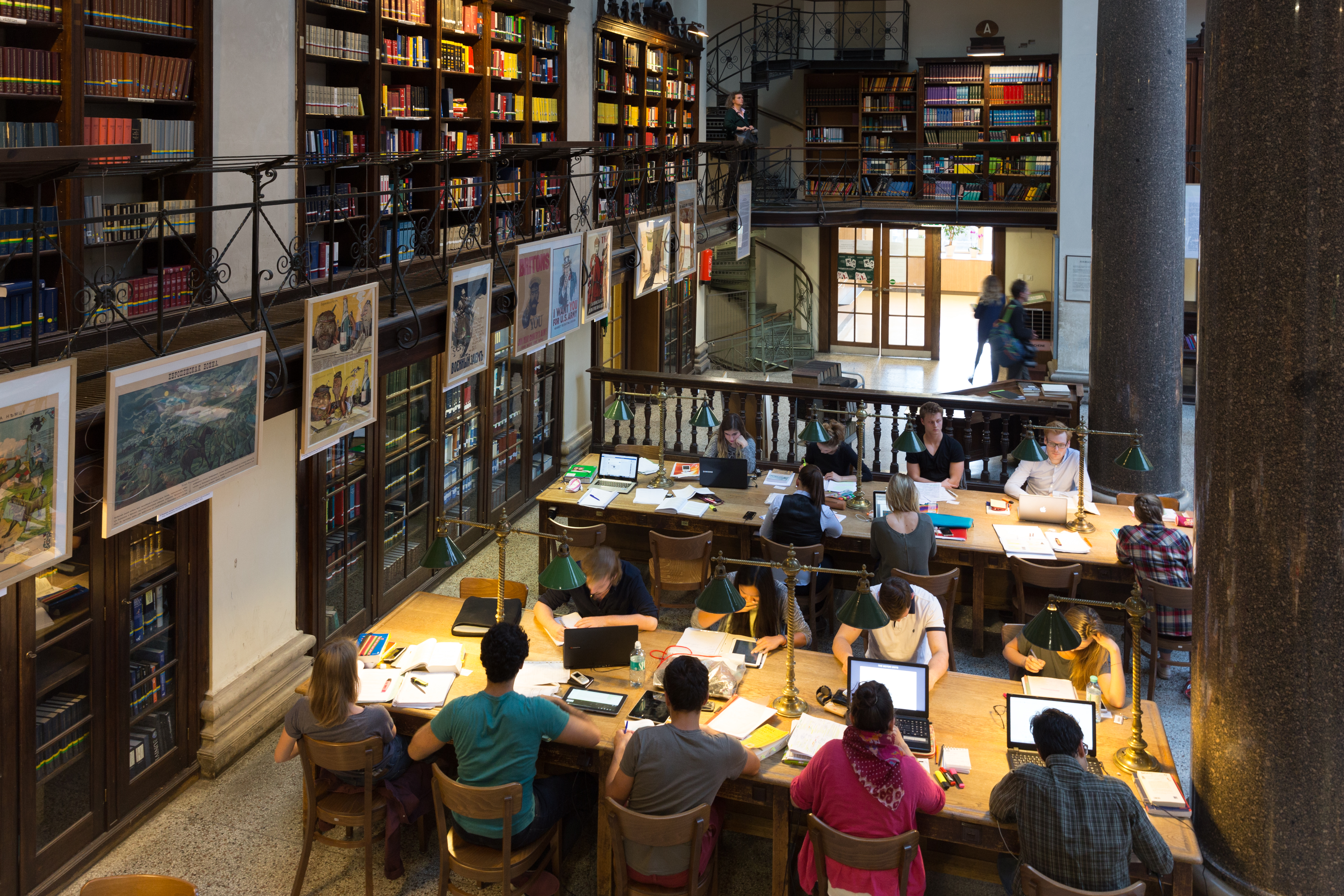 Universität Wien, Großer Lesesaal - Ausstellung Wikiversity 2015-8800