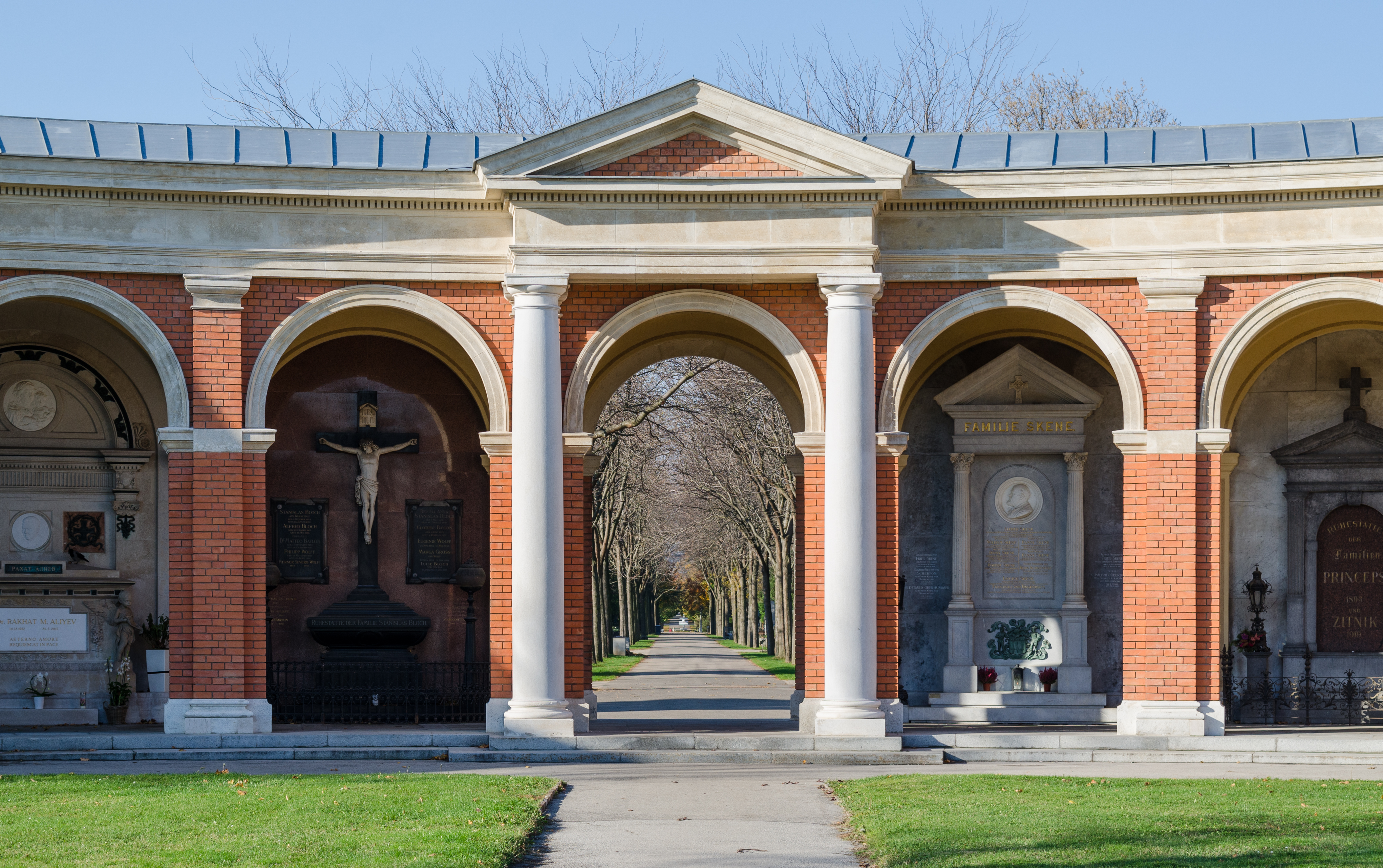 Wien, Zentralfriedhof, 2017-11 CN-04