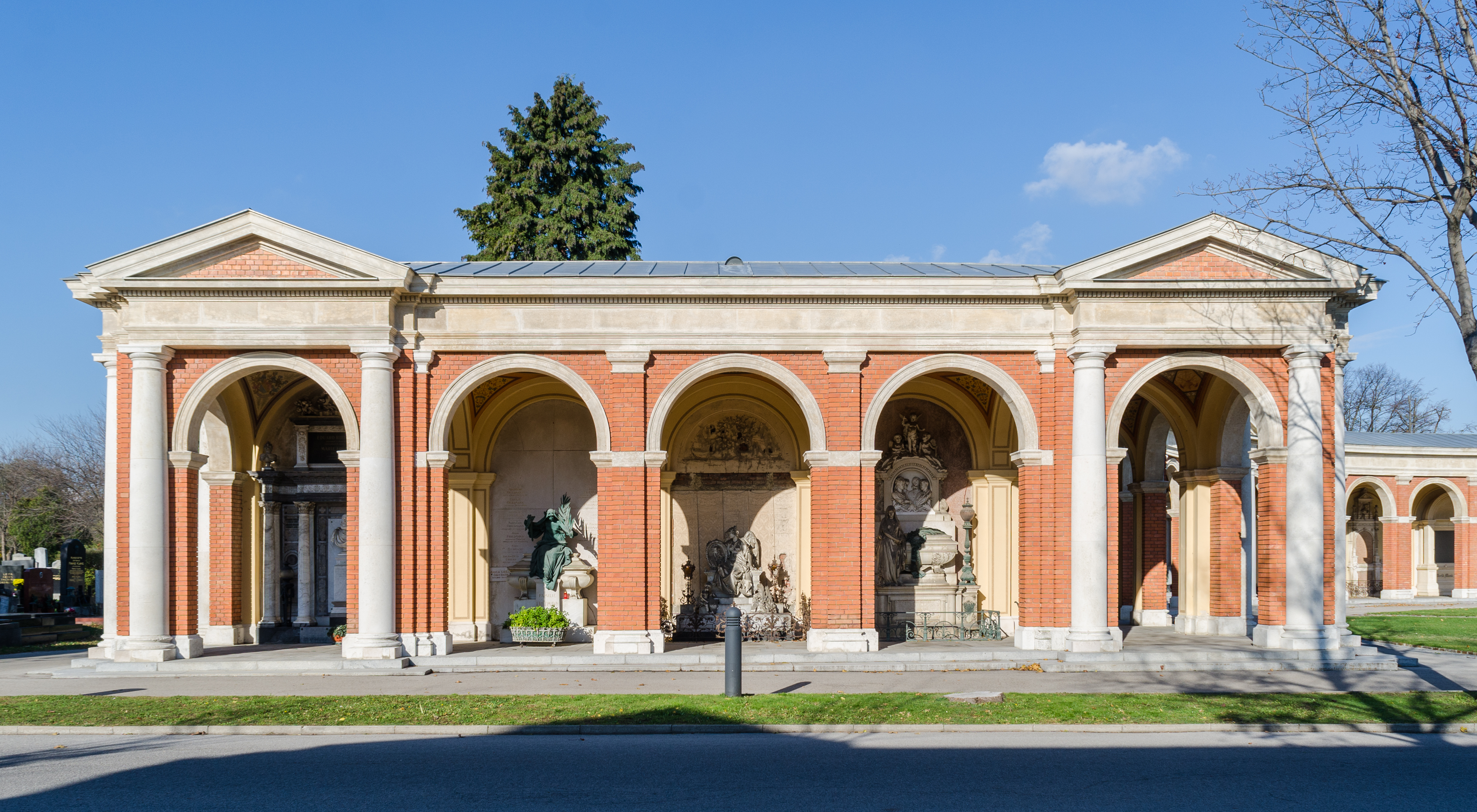Wien, Zentralfriedhof, 2017-11 CN-06