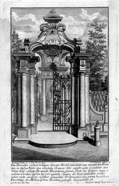 Schuebler Portal mit Sonnenuhr