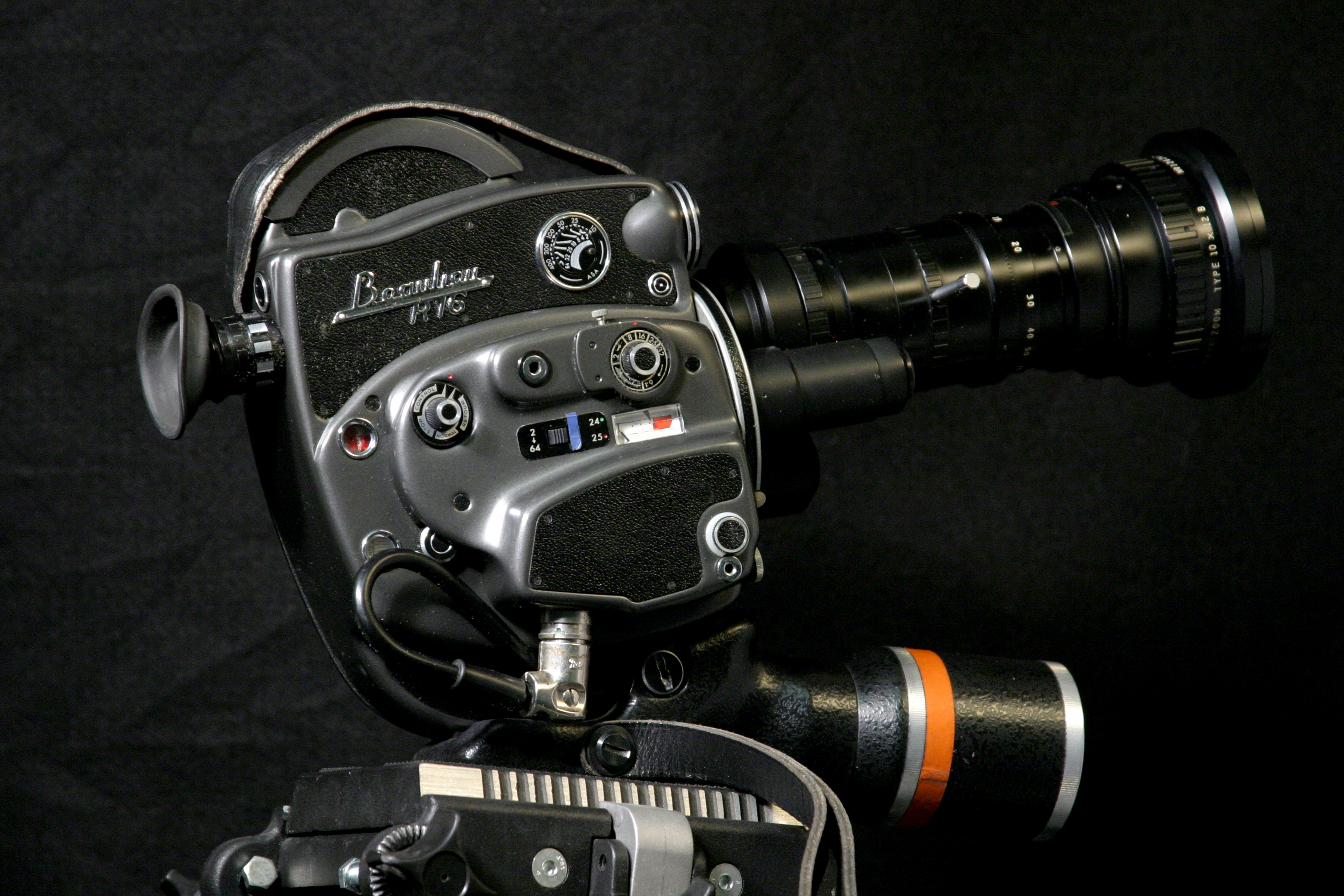 Beaulieu R16 16mm Movie Camera