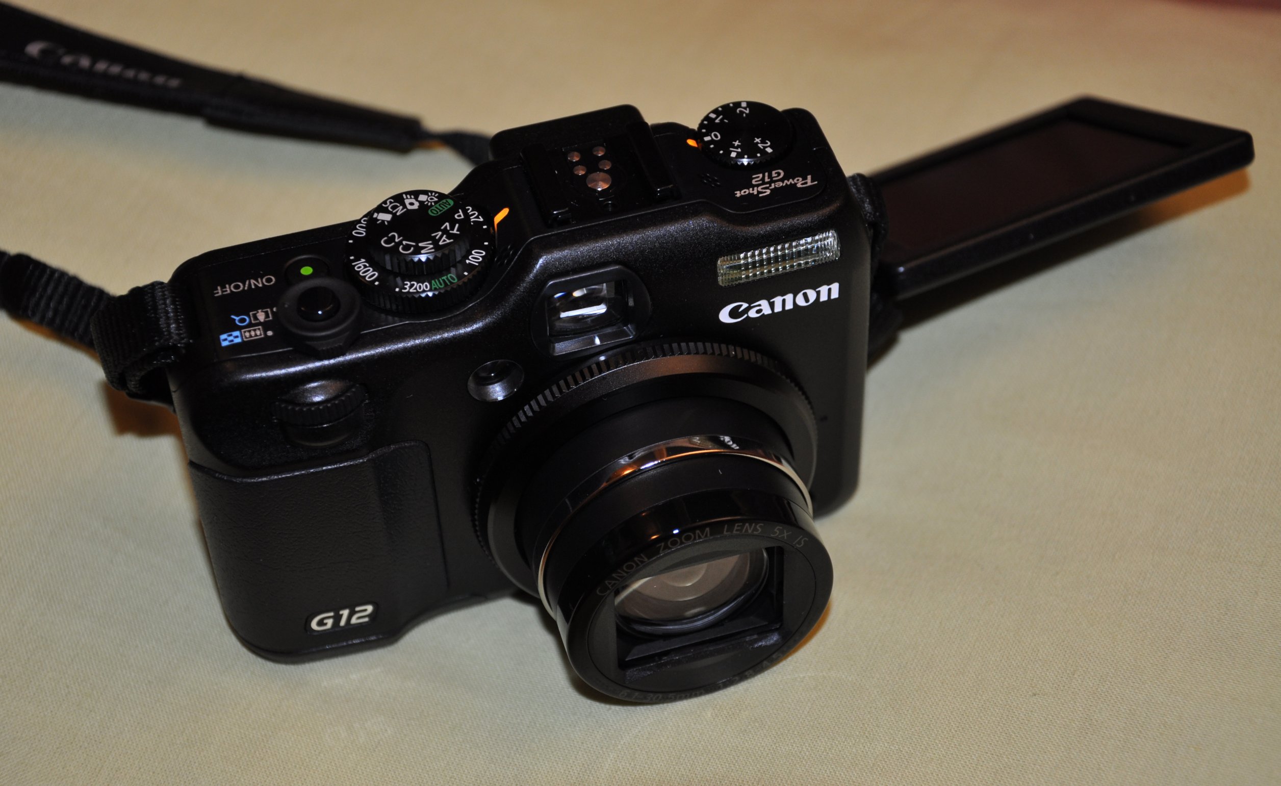 Canon G12