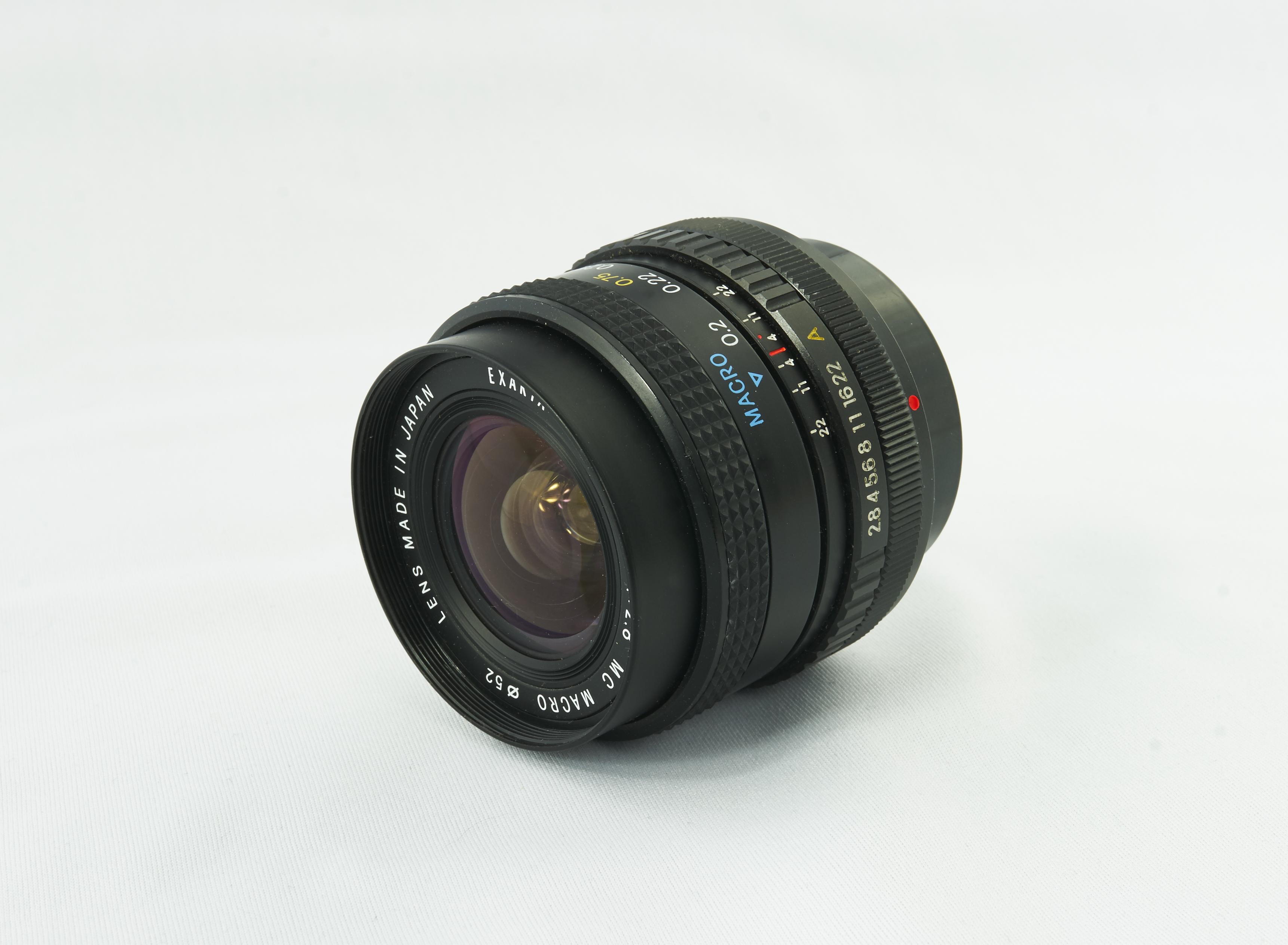 Exakta lens 01