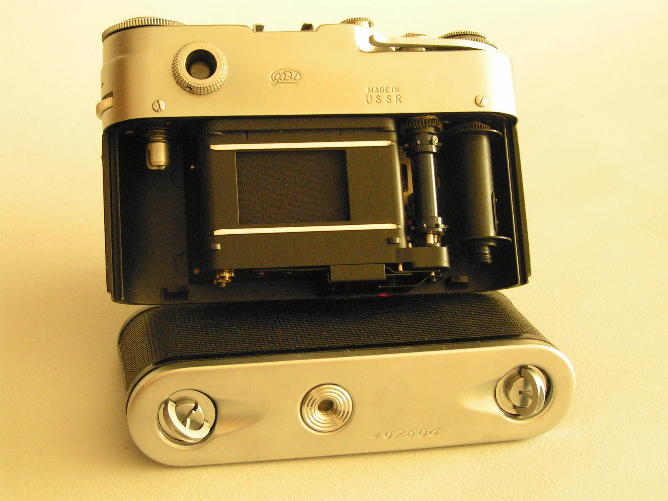 Fed 4 (3) (7845736400)