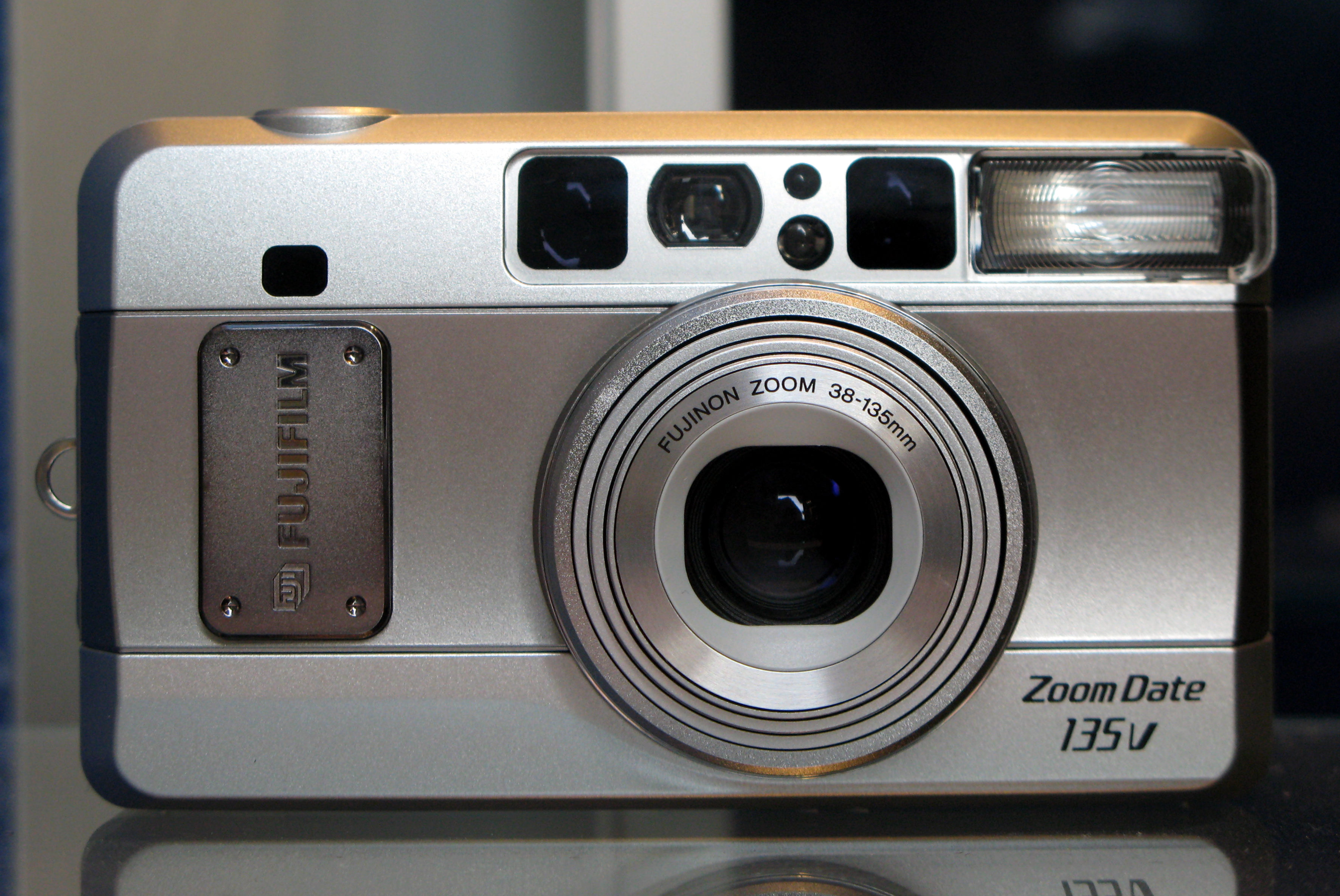 Fujifilm ZoomDate 135V img 0769