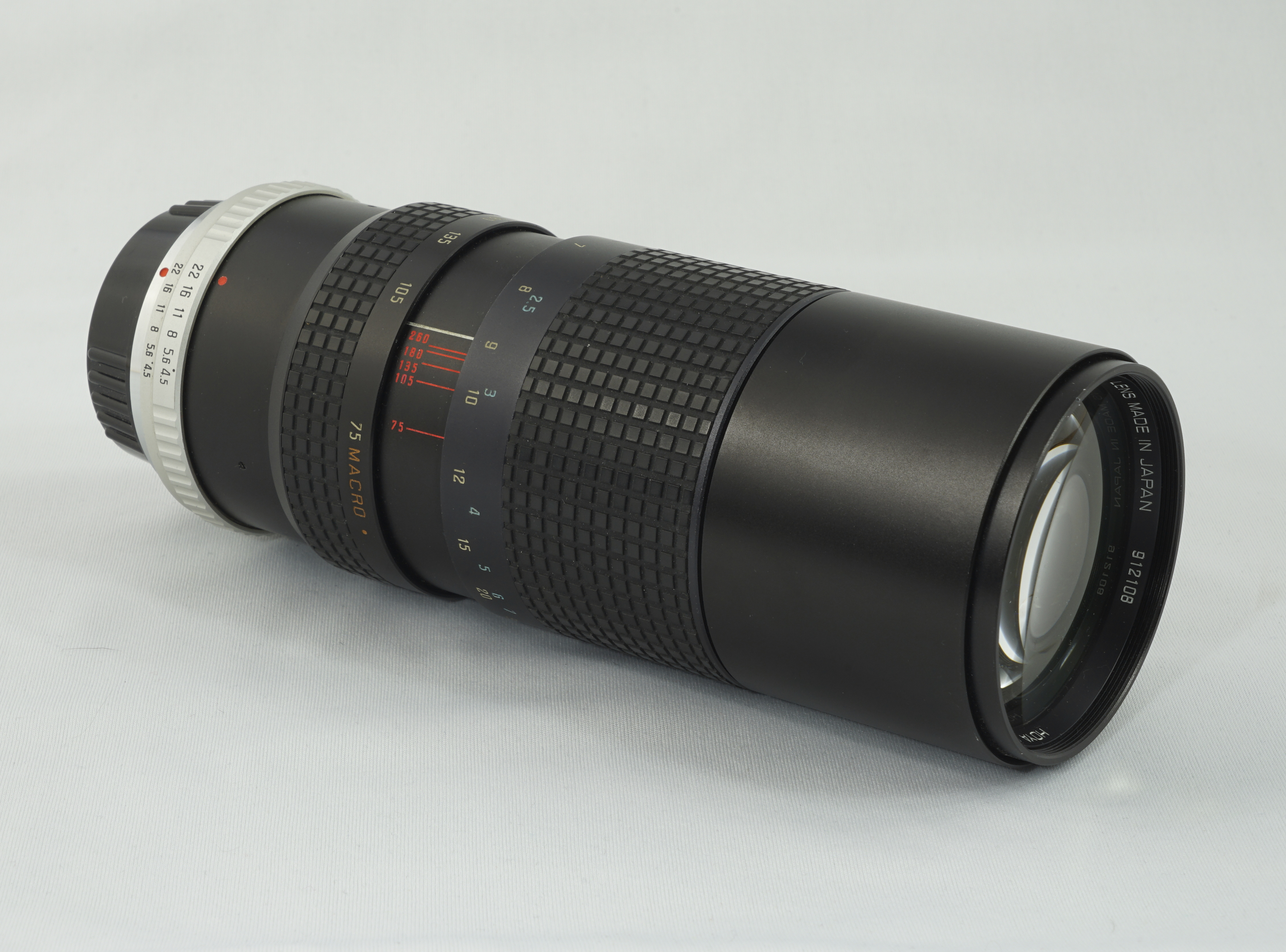 Hoya Zoom 75-260 f45