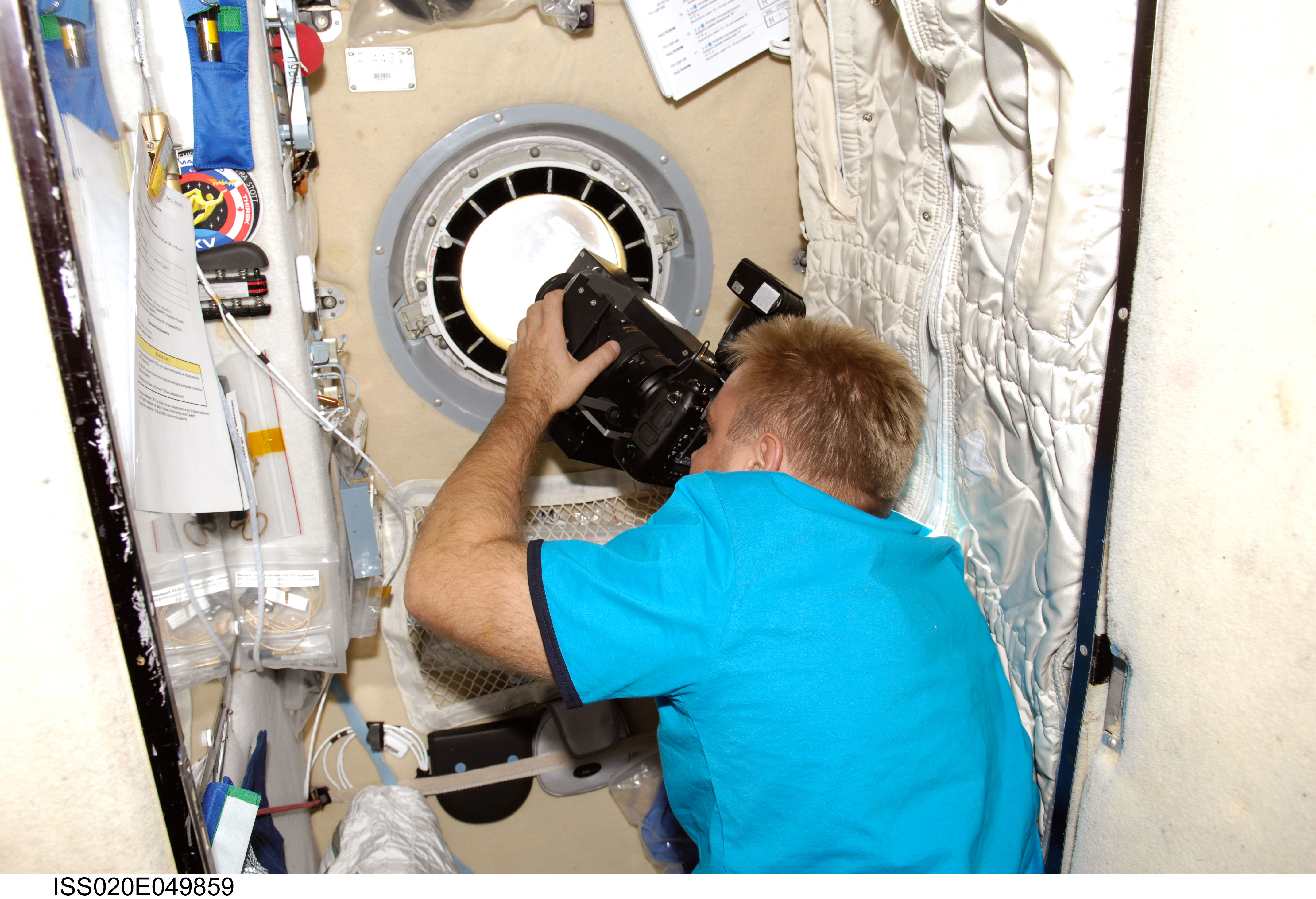 Iss020e049859