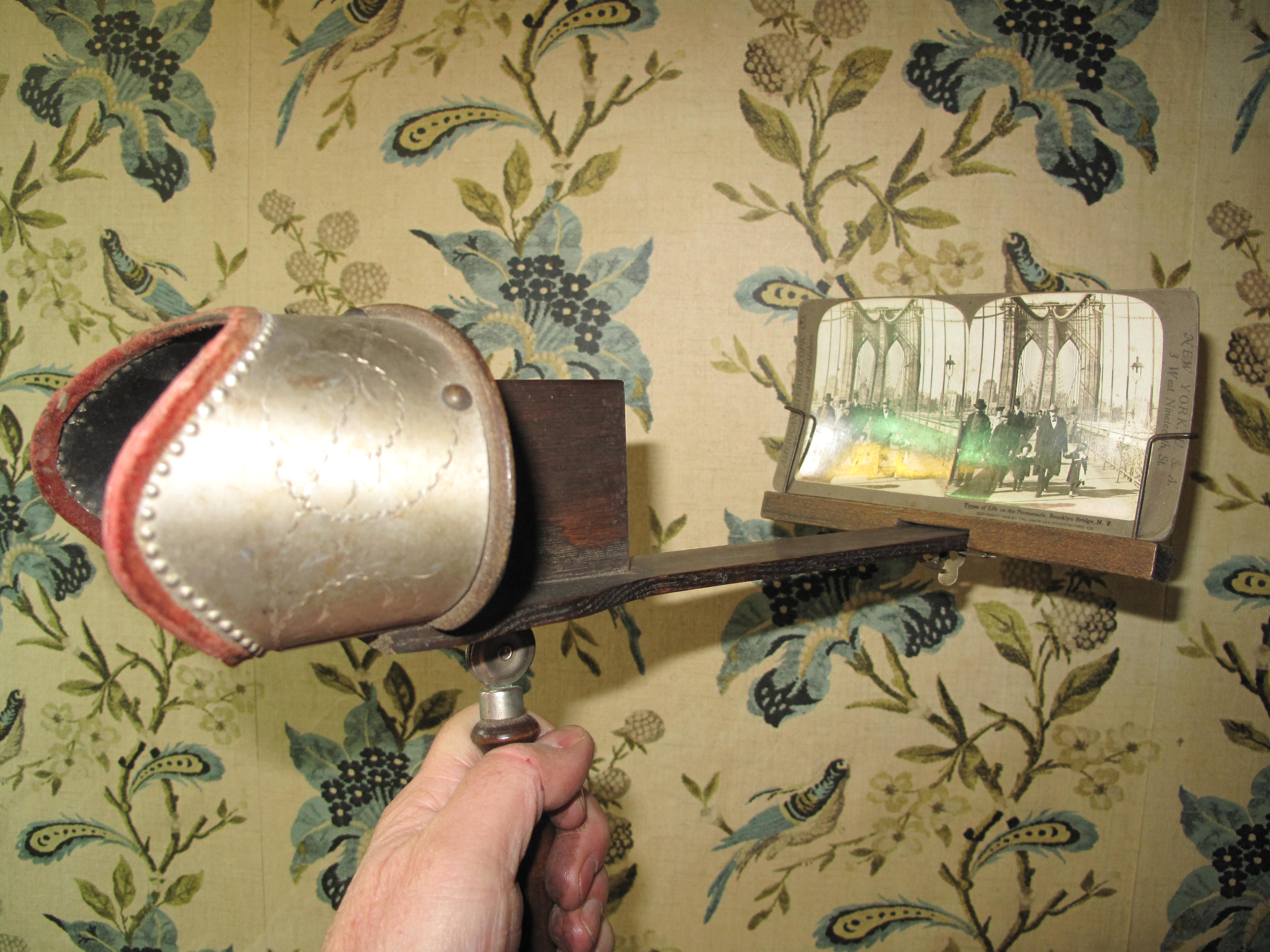 Keystone stereoscope (use)