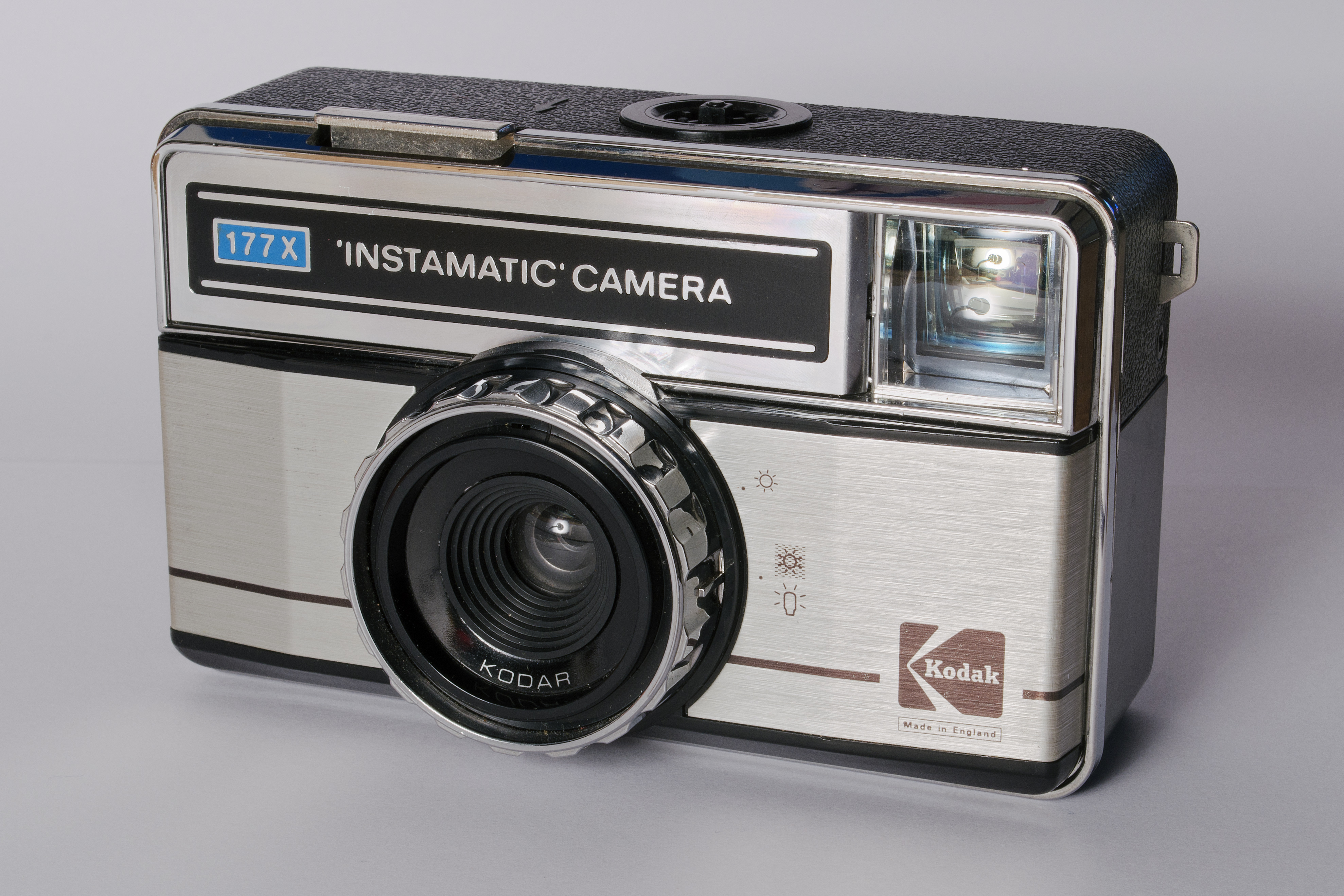 Kodak Instamatic 177X angle