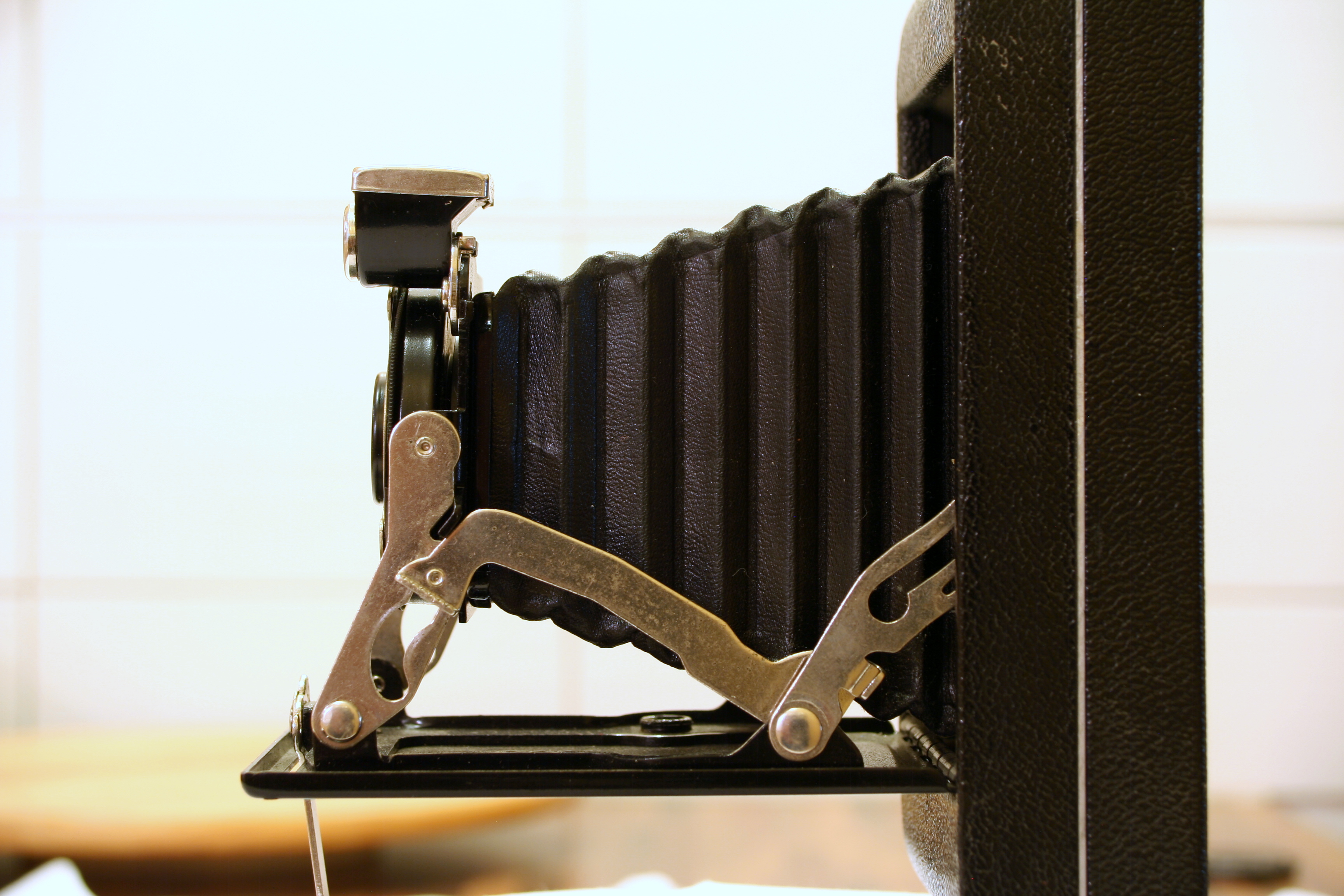Kodak Six-20 Folding Hawk-Eye camera - left