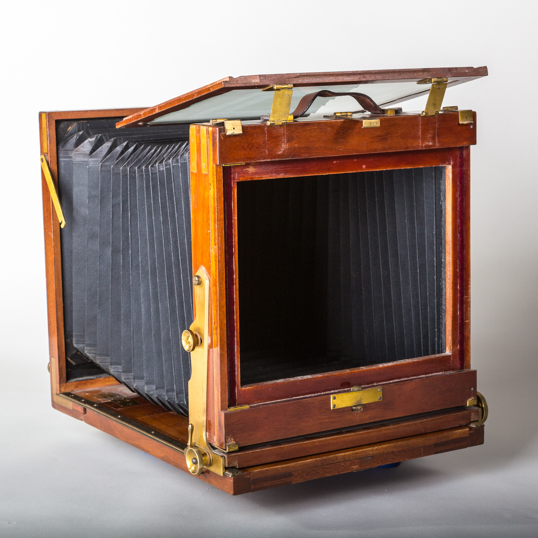 Large-format-camera Globus-M-21