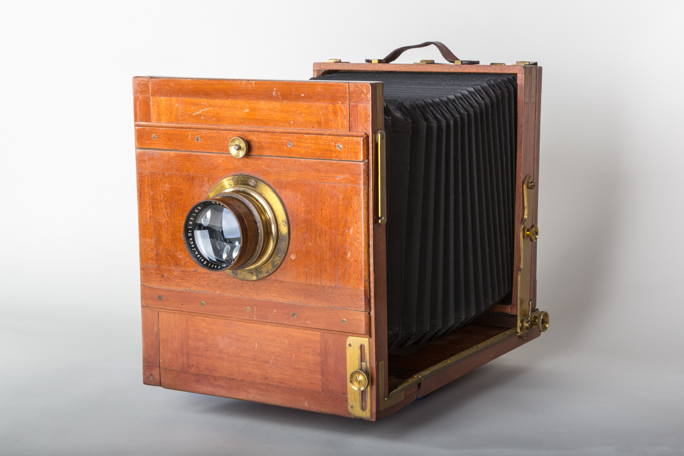 Large-format-camera Globus-M 08