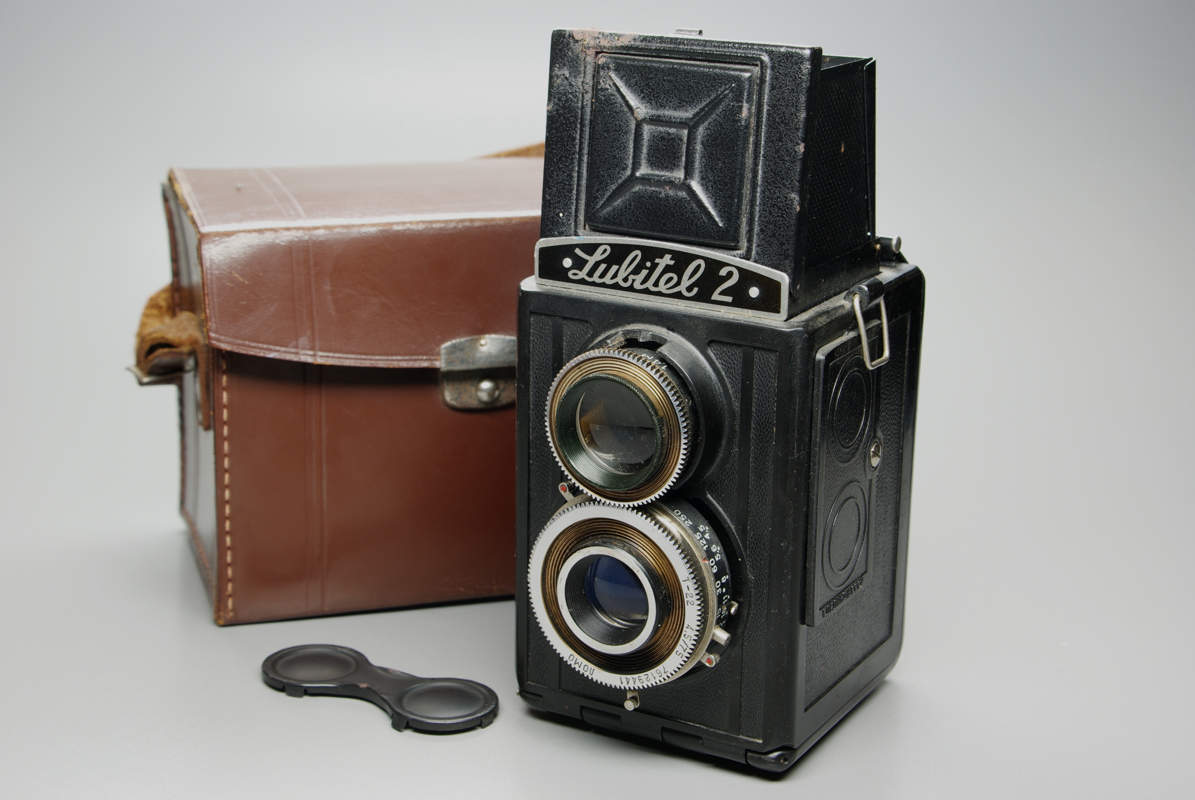 Lubitel 2 BW 2011-12-27 16-48-50