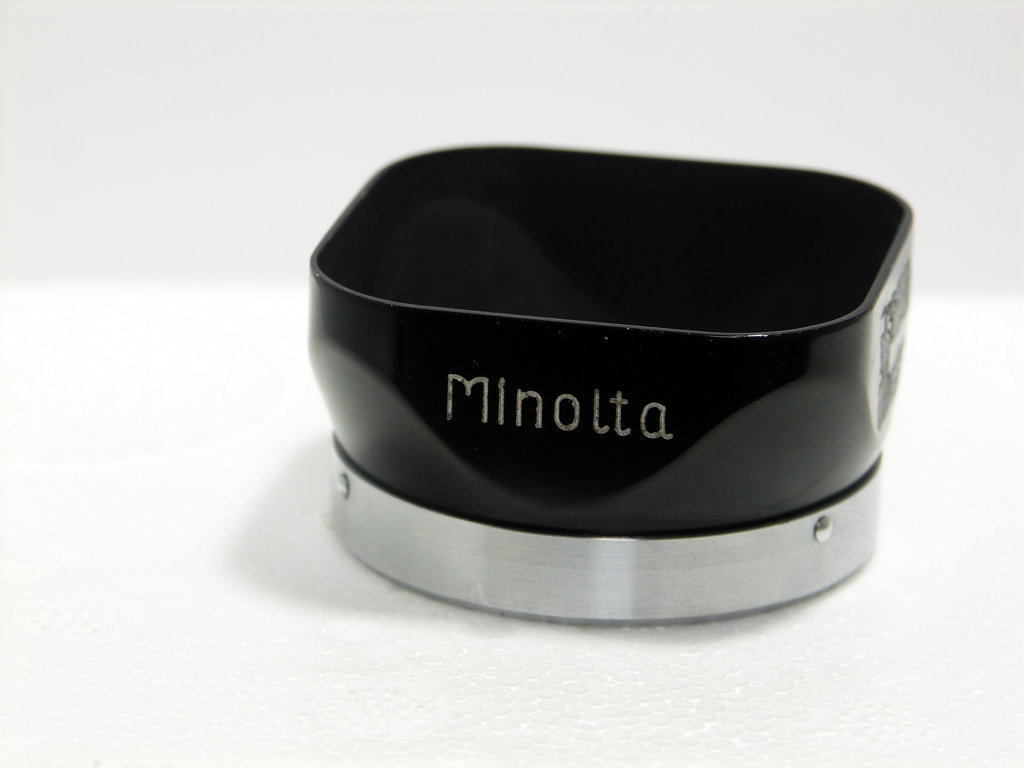 Minolta Autocord Lens Shade-Hood