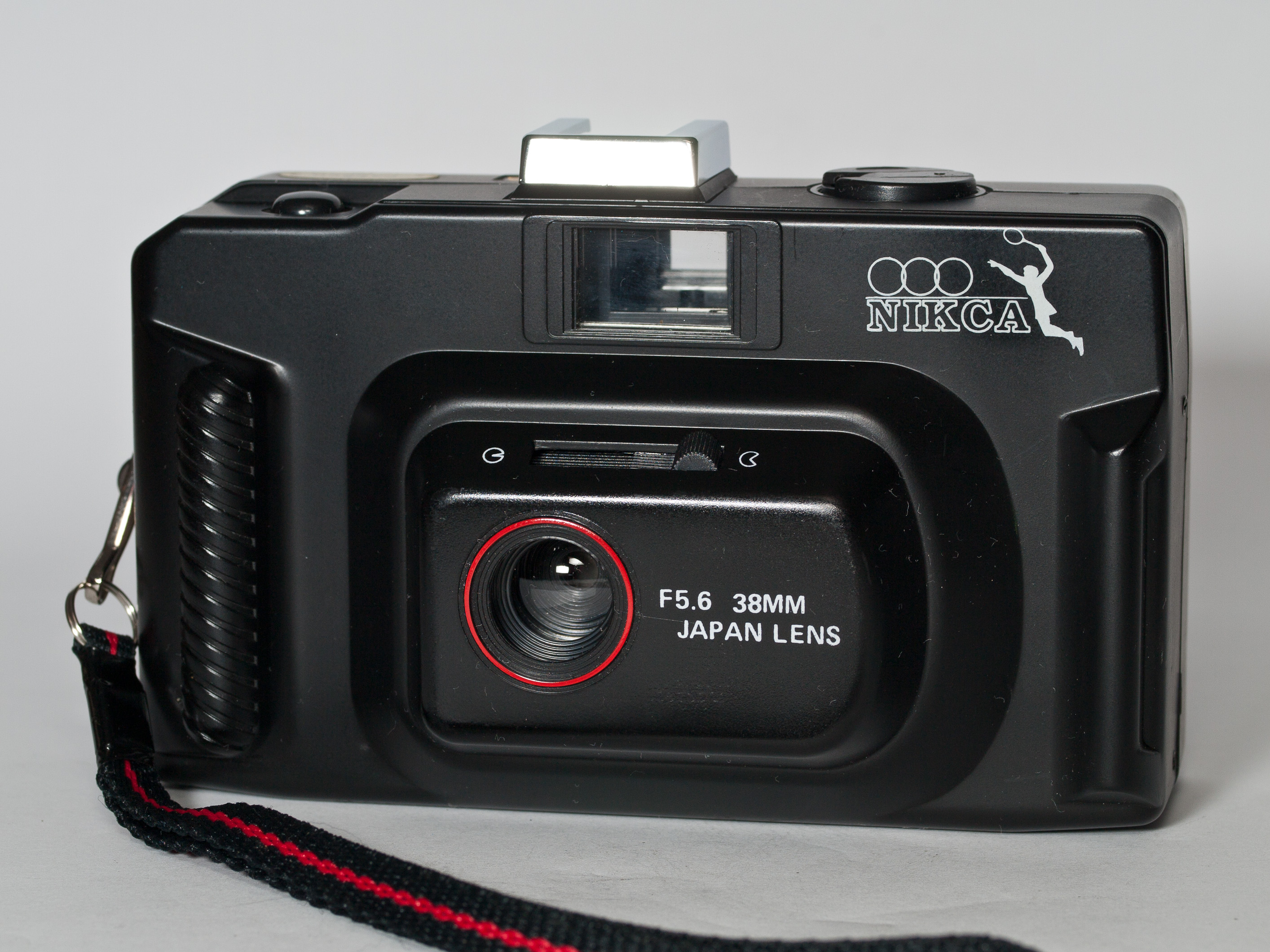 Nica camera