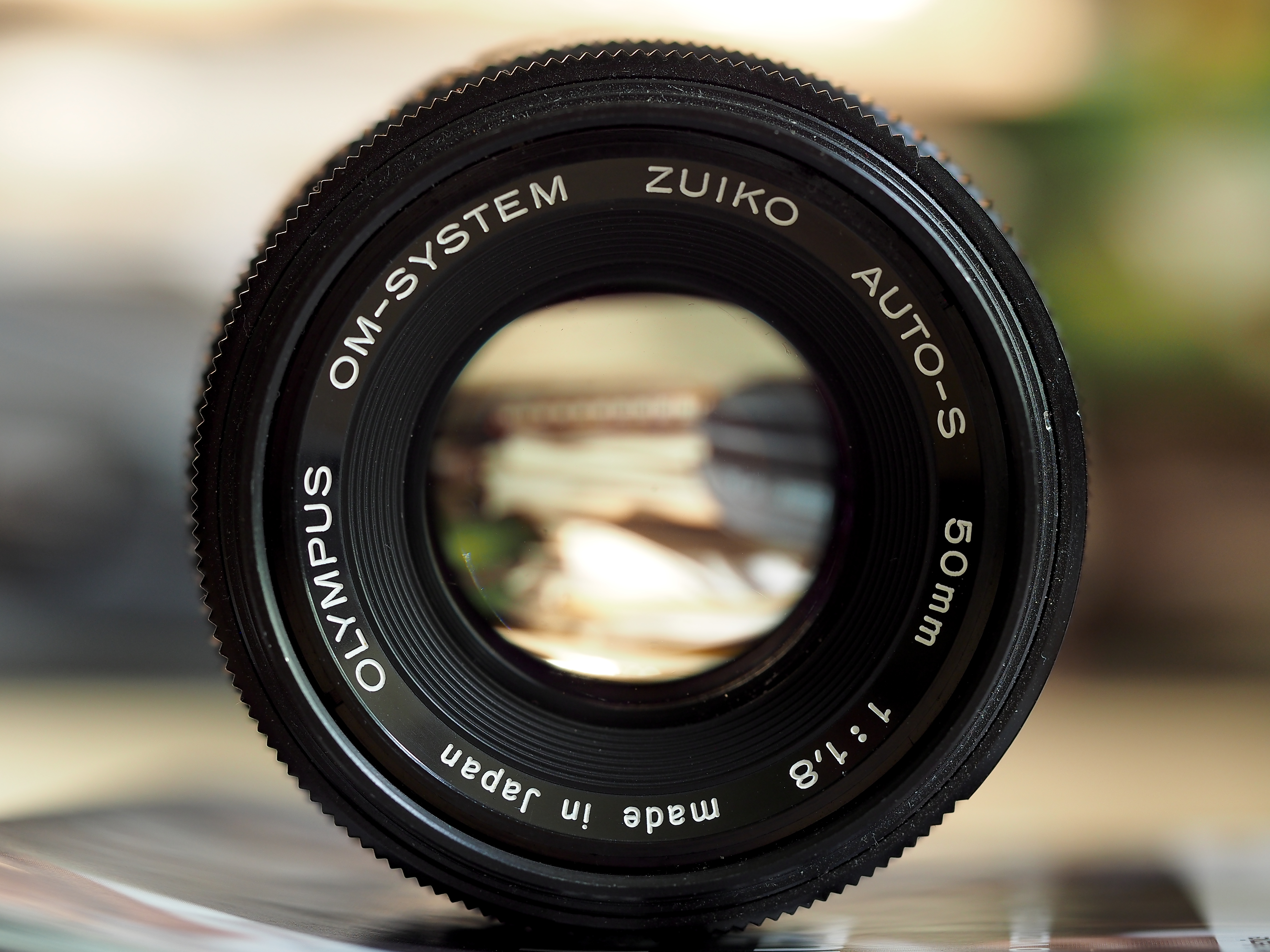 Olympus Zuiko OM 50 mm wide open