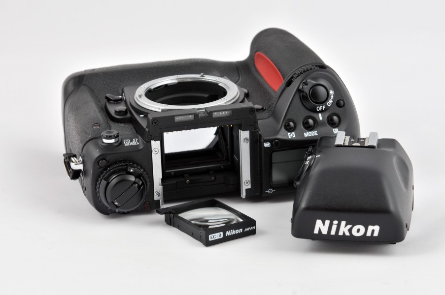 16-04-09 Nikon F5 RalfR WAT 6933