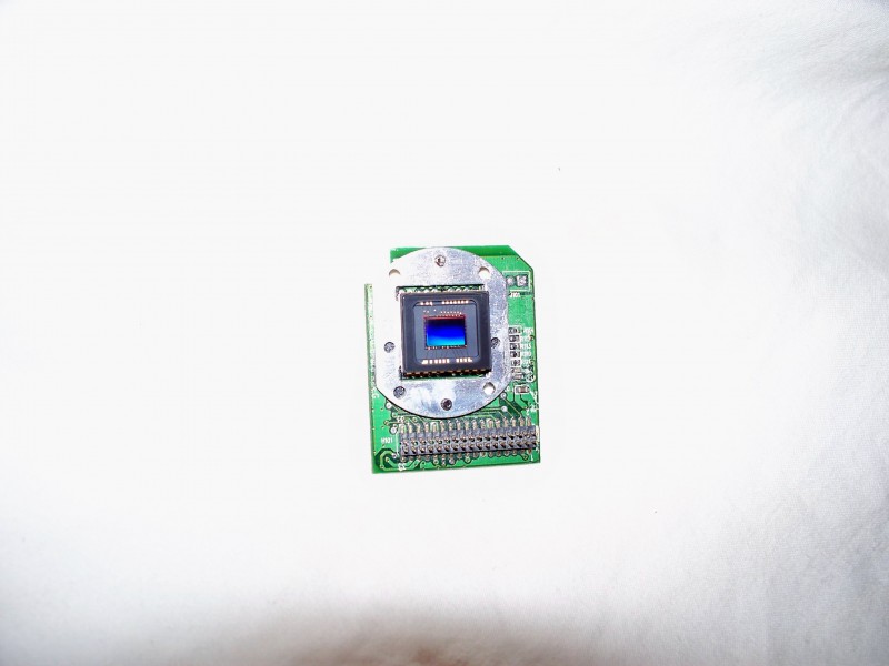 2.1 MP CCD