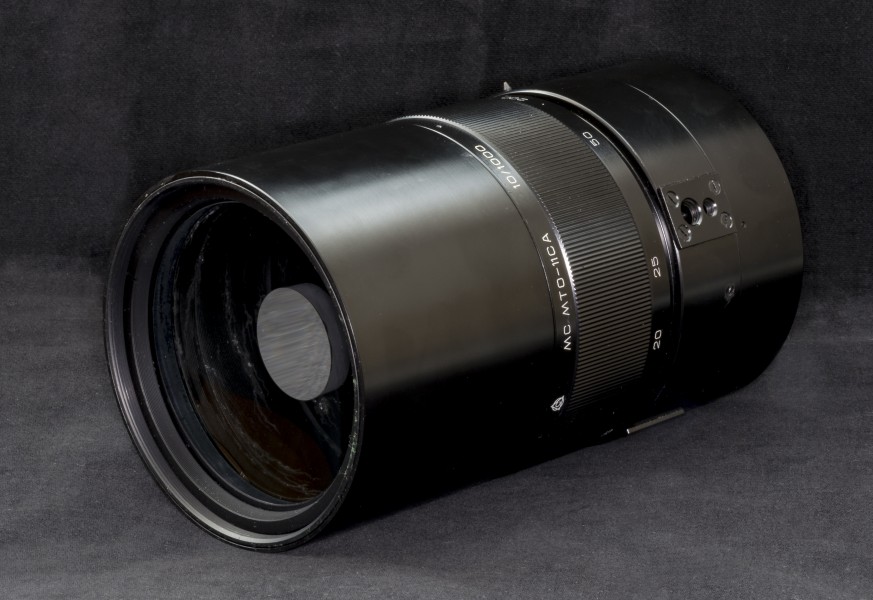 2015 Obiektyw lustrzany MC MTO-11CA (02)