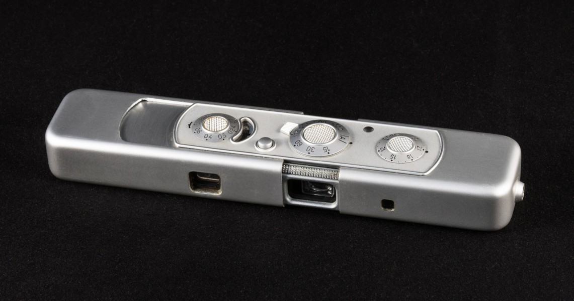 2016 Minox C 8